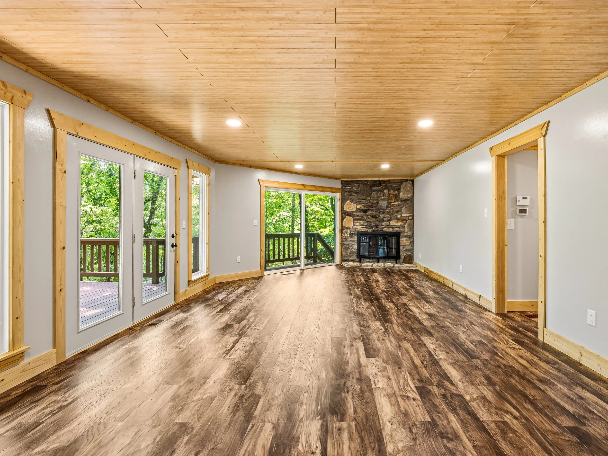 28-785 pisgah forest rd-28.jpg
