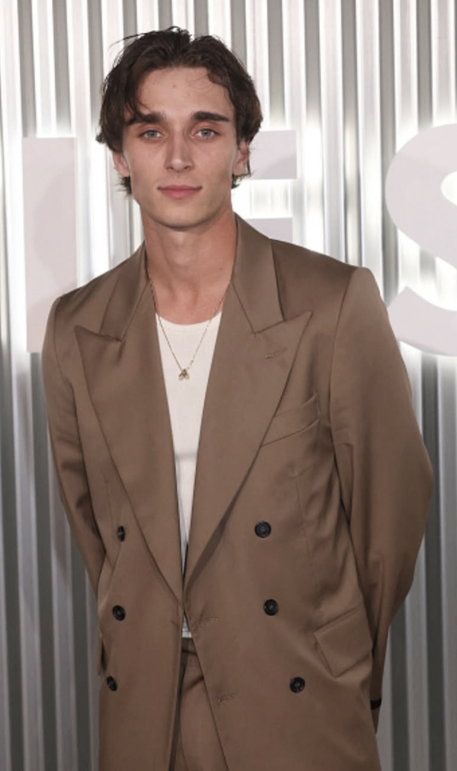 Styled by Lauren Jeworski ■ Assisted by  Abby DePass 