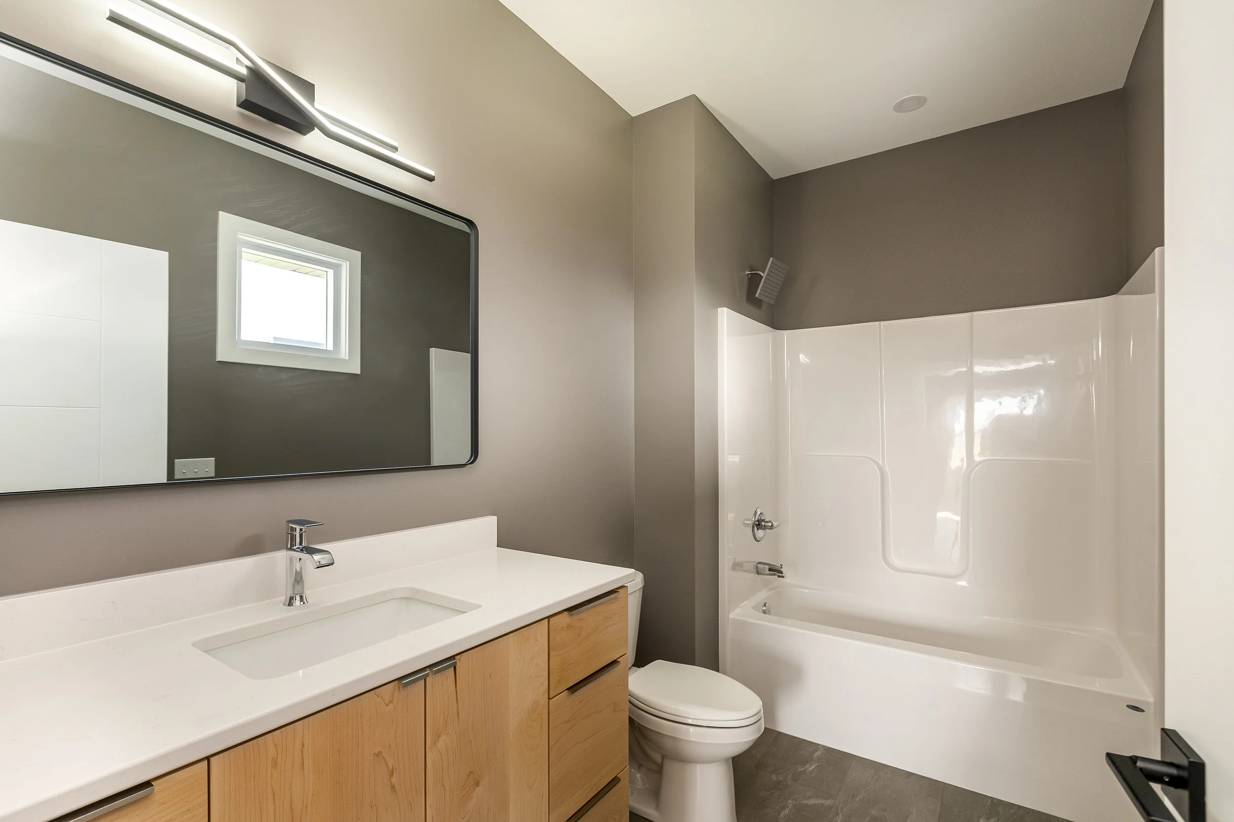 203SHolland-22.jpg
