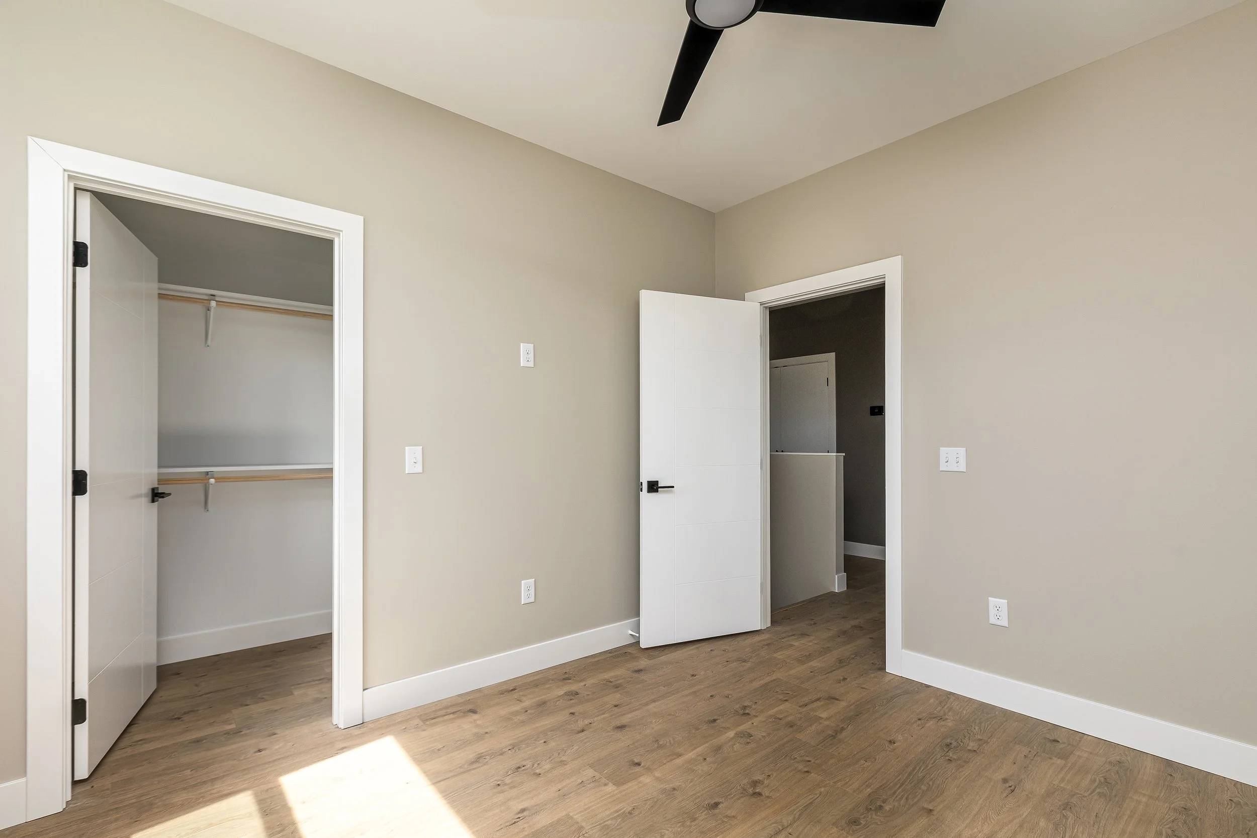 203SHolland-21.jpg