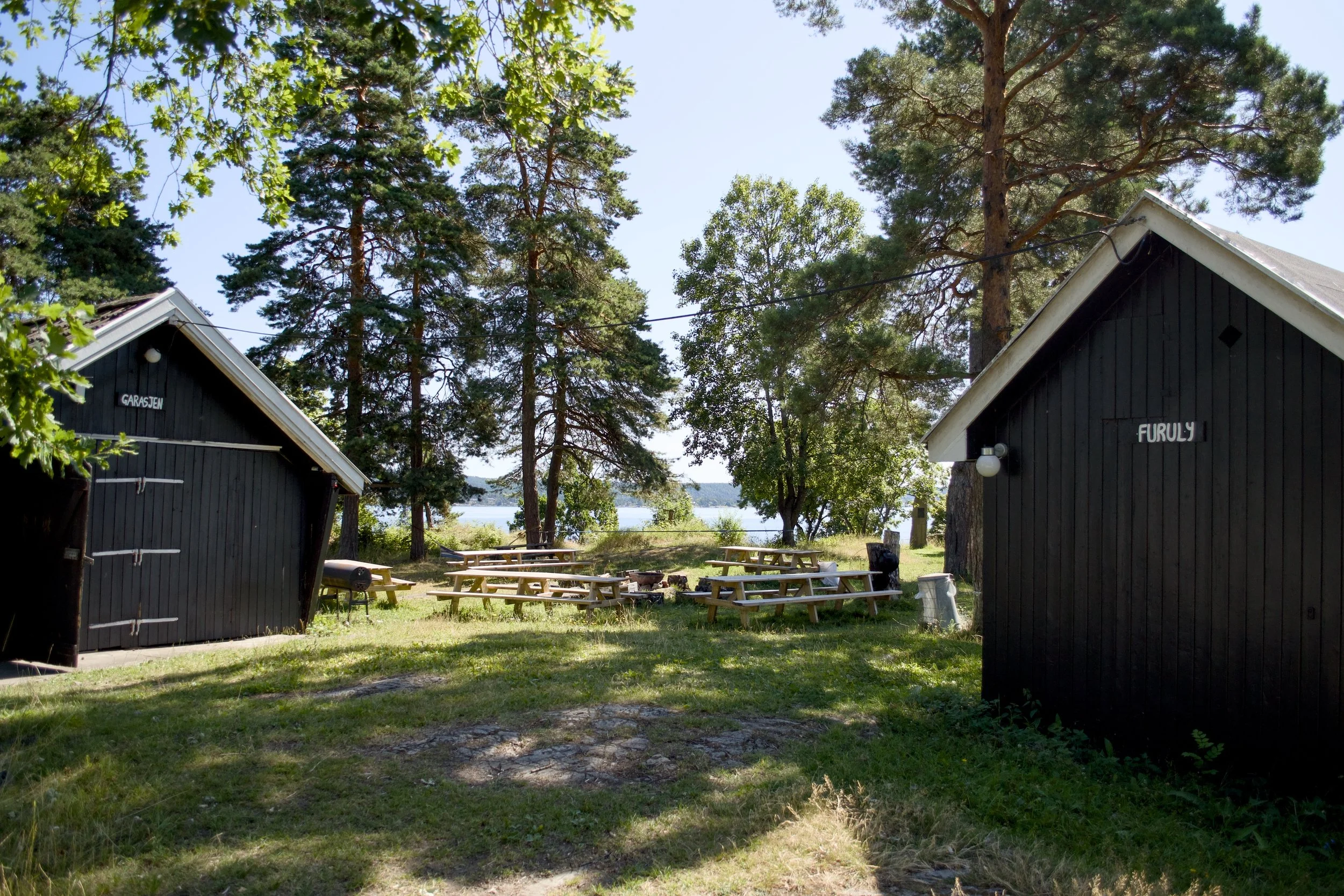 bbq area.JPG