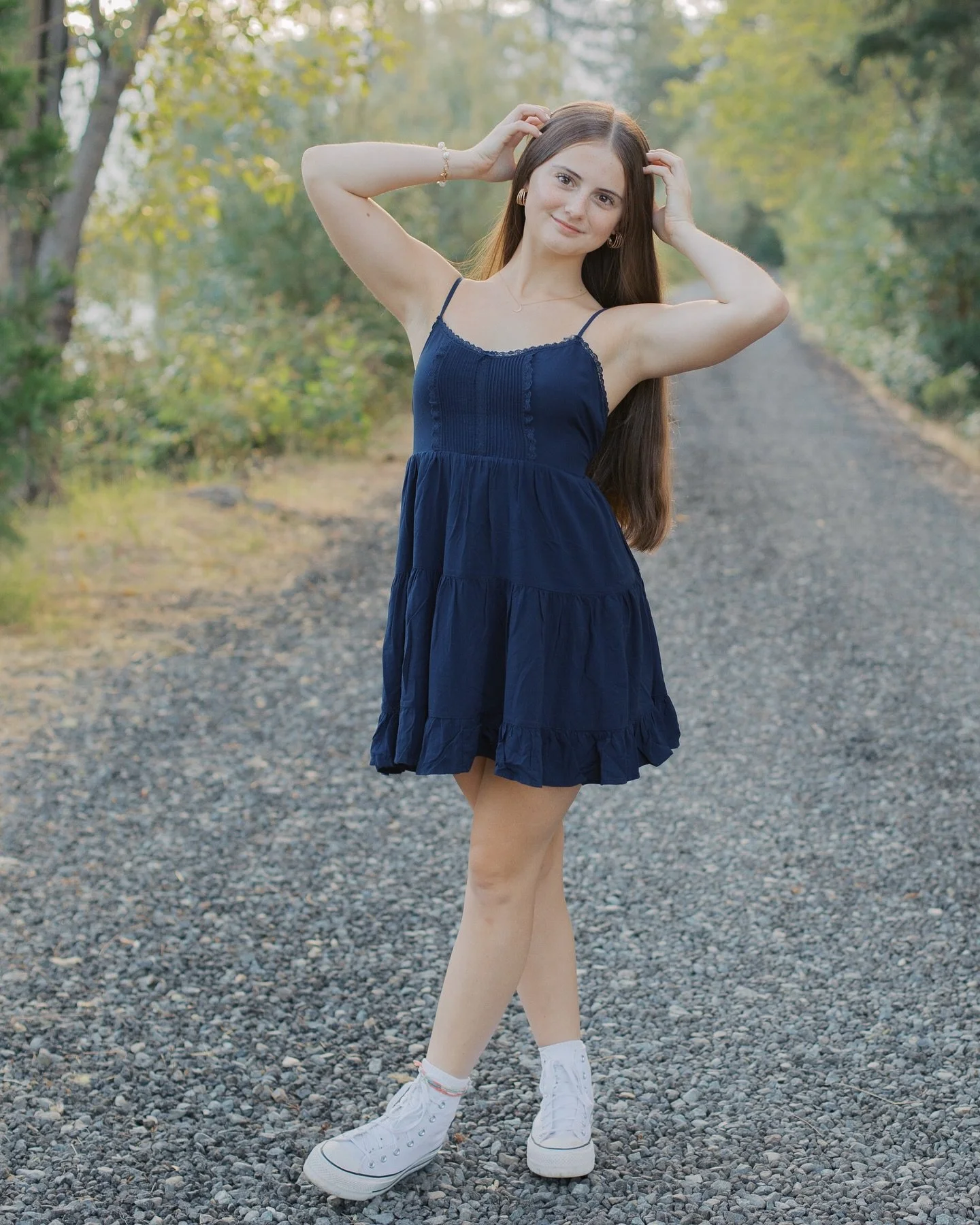 When you book a senior session with me, my goal is to make you feel comfortable, confident, and fully yourself. ❤️
With a little guidance from me and some natural movement, your true beauty will undoubtedly shine through every time. ✨
(You&rsquo;ll a