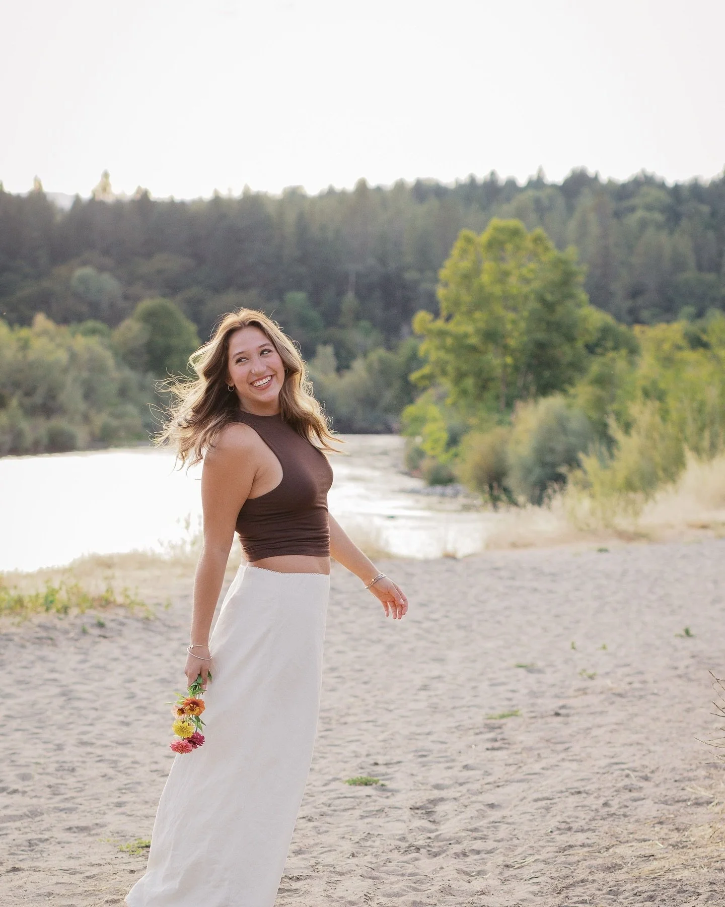 Senior Sunday spotlight - Trinity! 🫶🏼

What a joy to photograph you. Your adventurous spirit and easy confidence came through in every frame, so fun to capture. 😍

I can&rsquo;t wait to see all the places life takes you, I know you&rsquo;ll do ama