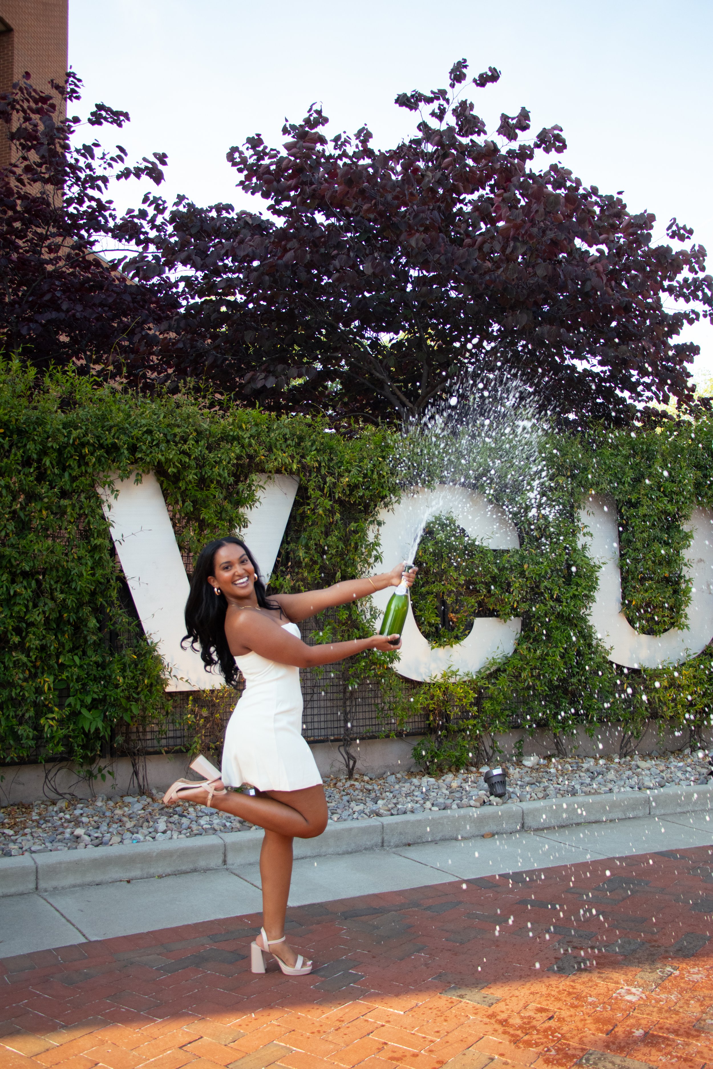 Abby_Grad-091.jpg