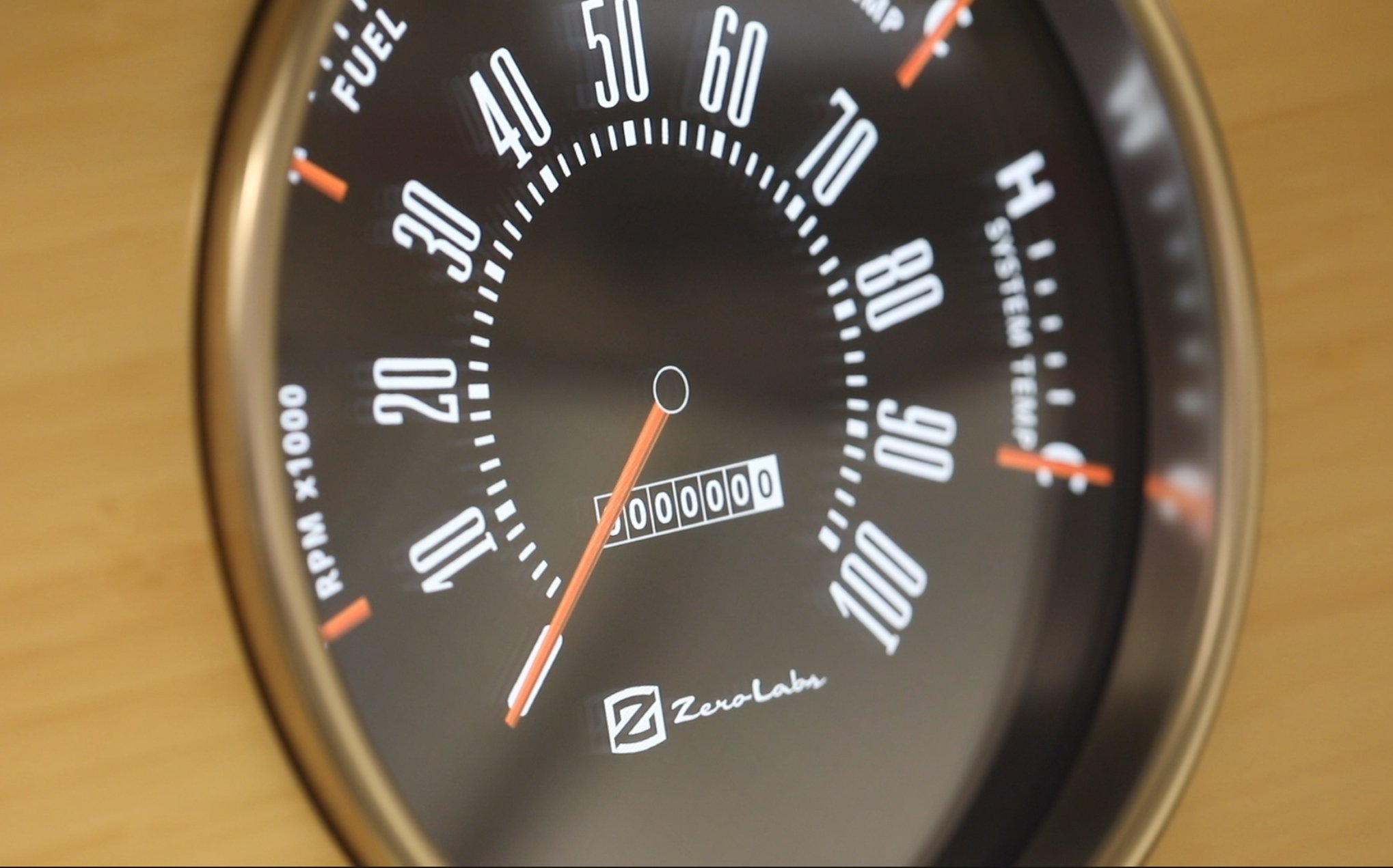 zerohero-32_frame.jpeg