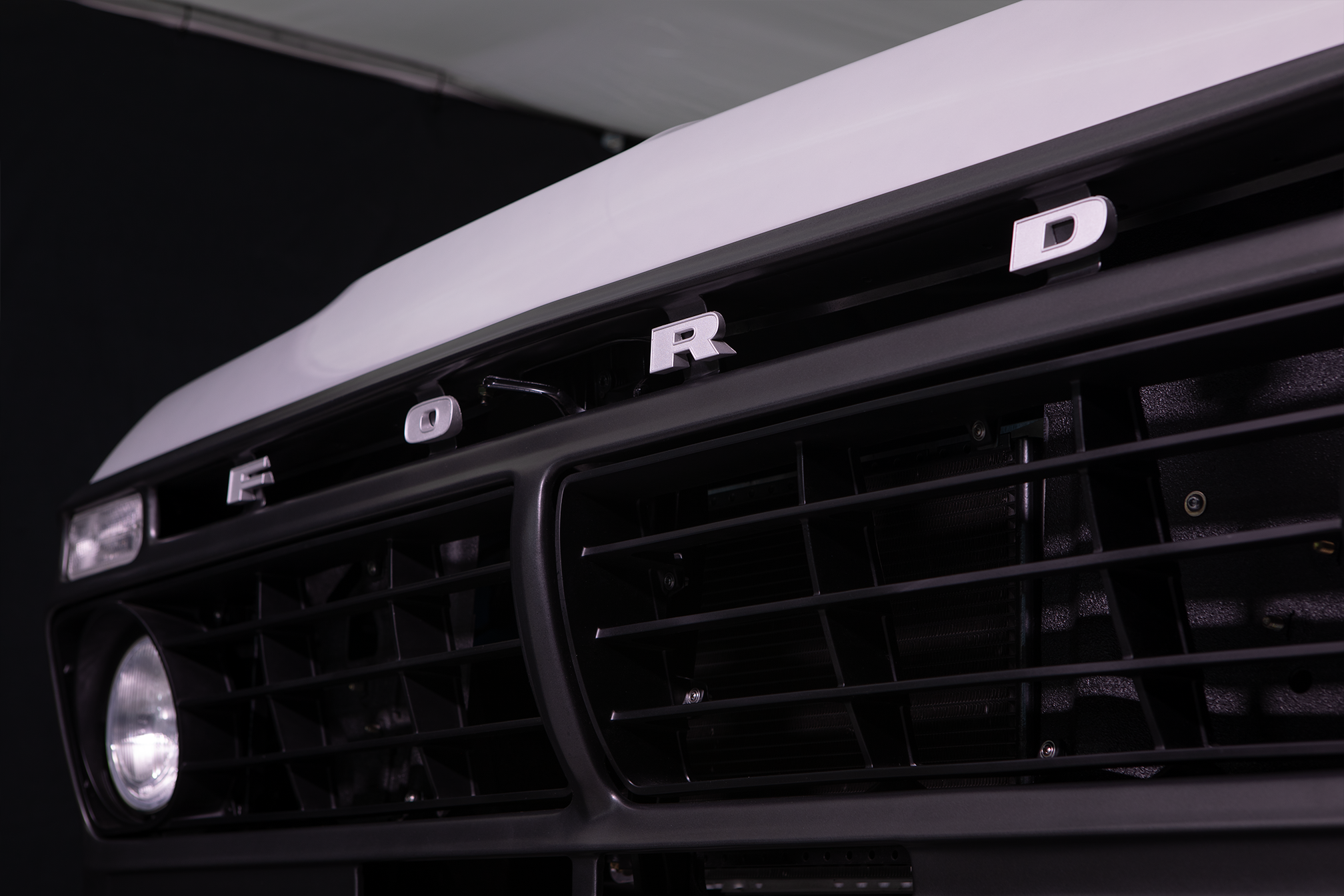 F250_Studio_09.png