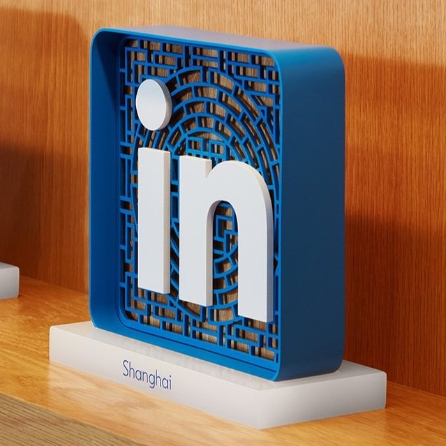 Linkedin-1000-maude.jpg