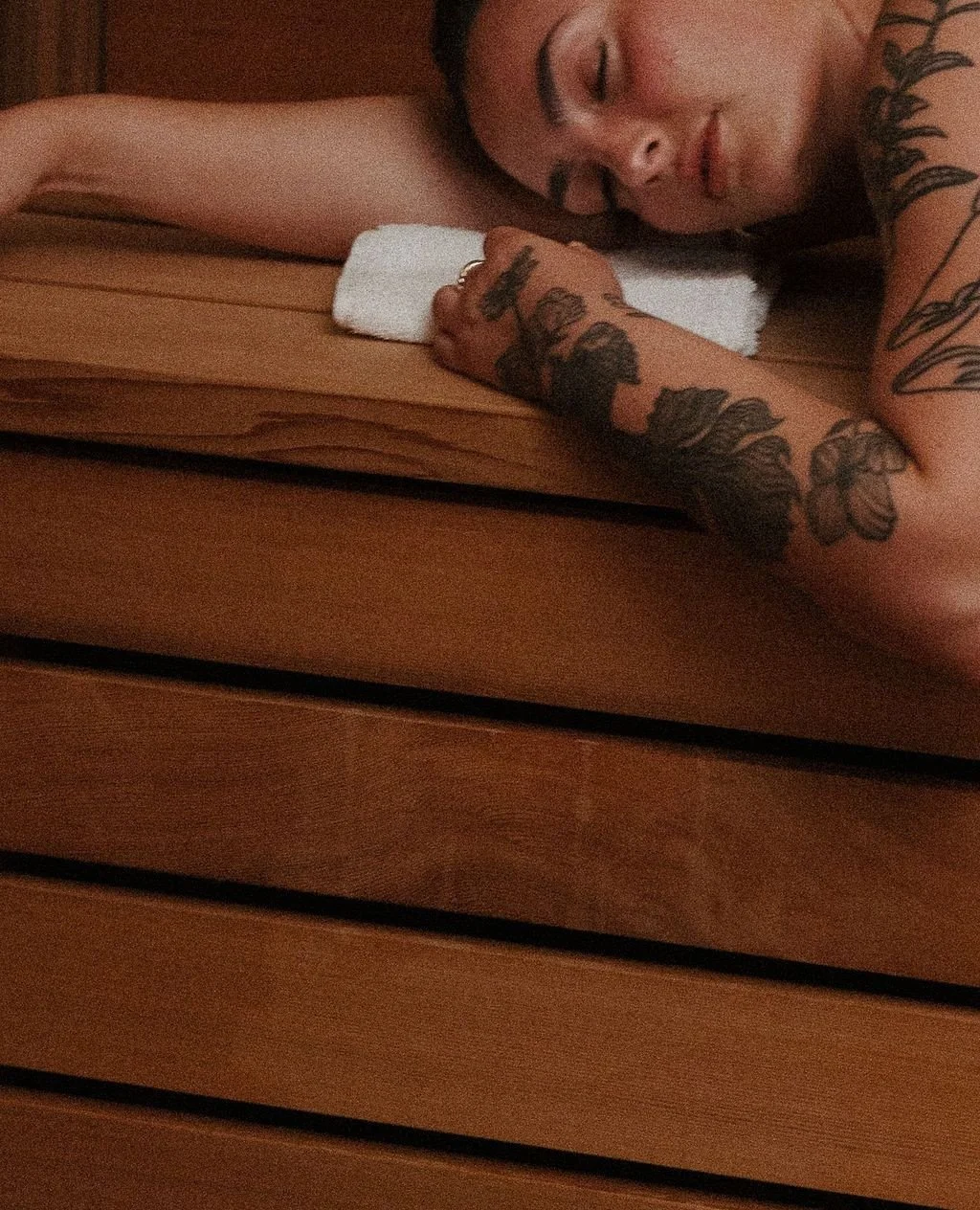 A little 💌 from your friends at Saunaday:⁠
⁠
You deserve a pause.⁠
Not the &ldquo;if I have time&rdquo; kind&mdash;⁠
the kind you schedule and honor.⁠
⁠
Schedule rest into your calendar.⁠
From now to year&rsquo;s end.