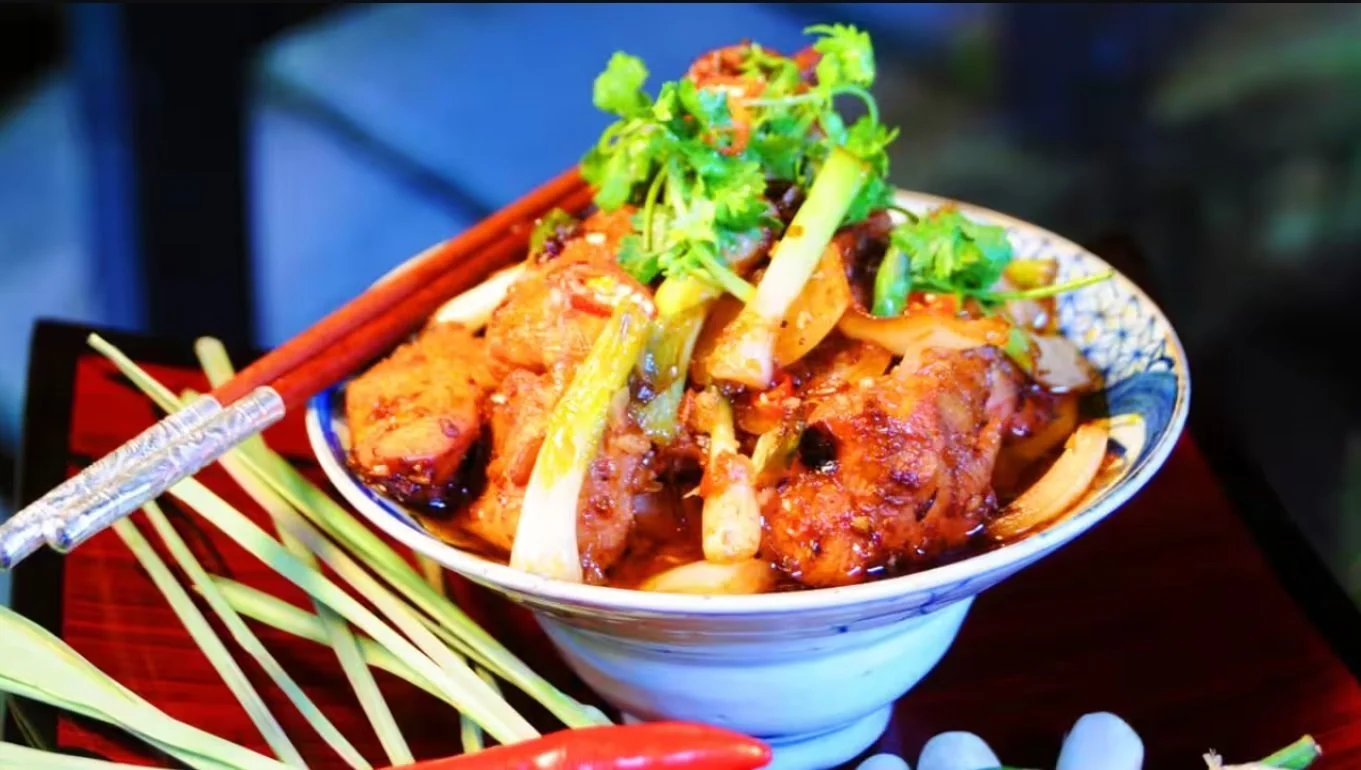 LEMONGRASS CHILLI CHICKEN