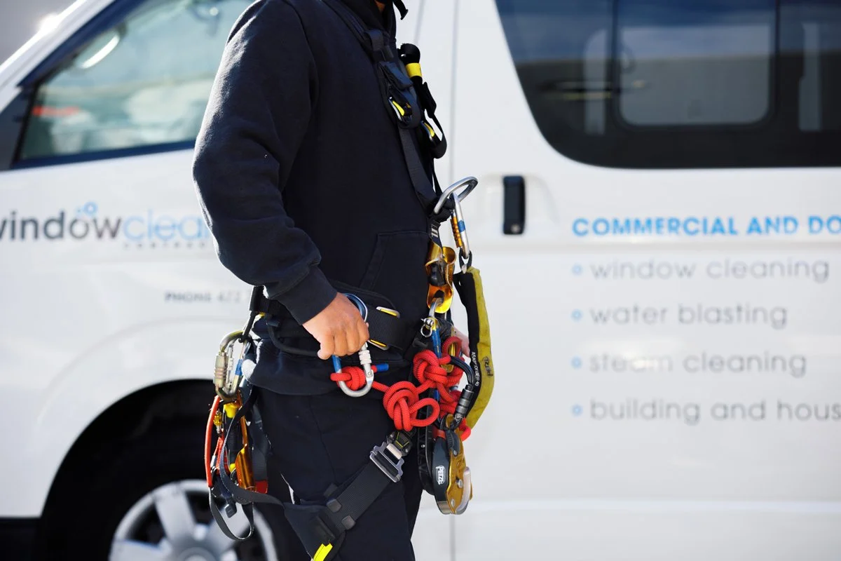 Window Cleaning Contractors - Abseliing