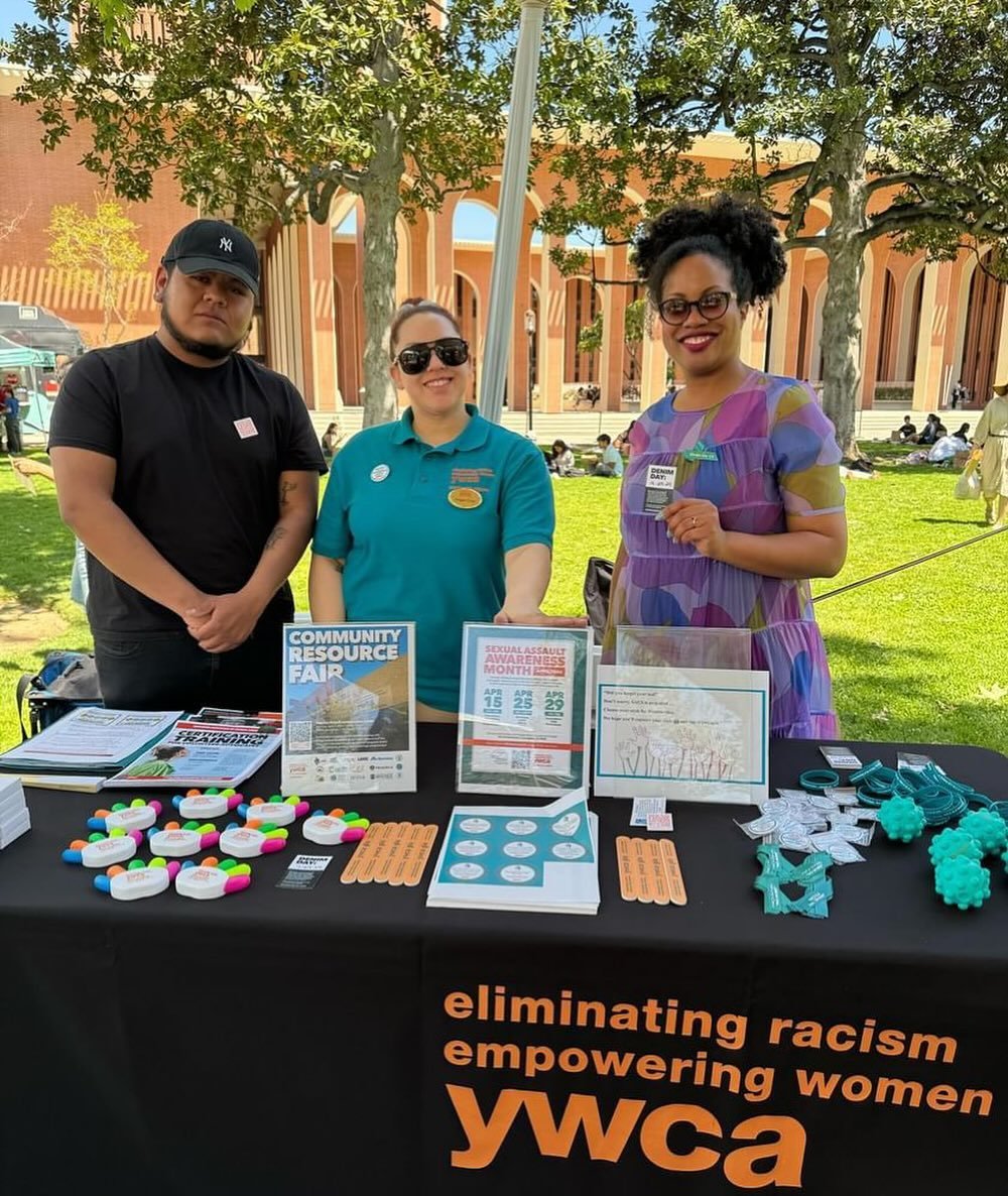 We had a great day with YWCA GLA representing at the USC Career Fair! 

Photo courtesy @torifrankdome5 

#YWCAisonamission #YWCA #losangeles
