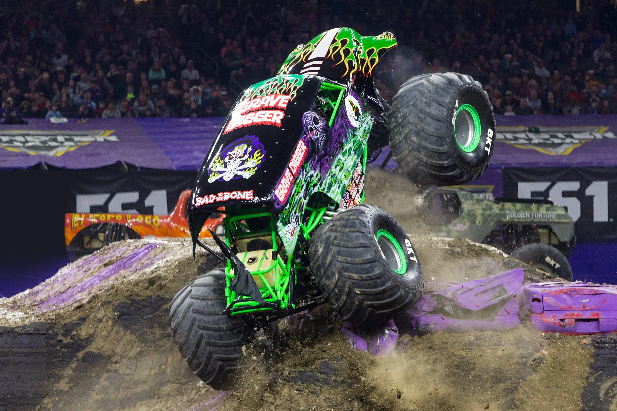 GRAVE DIGGER LIVE ACTON.jpg