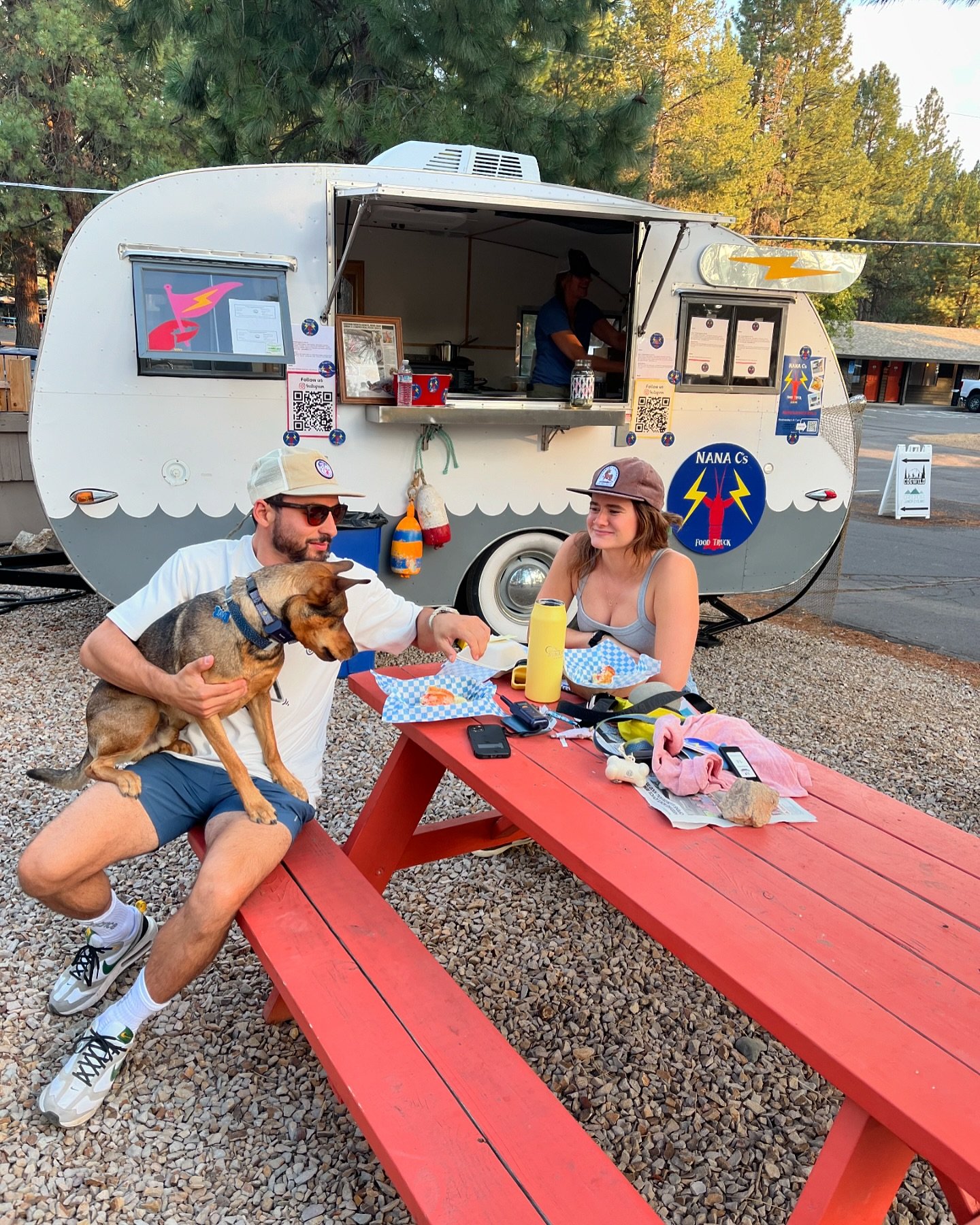 Even our 4-legger friends want a Nana C&rsquo;s🦞roll! Get out of the smoke &amp; join us @logecamps off Century across from Tetherow 4-7pm⚡️🦞⚡️