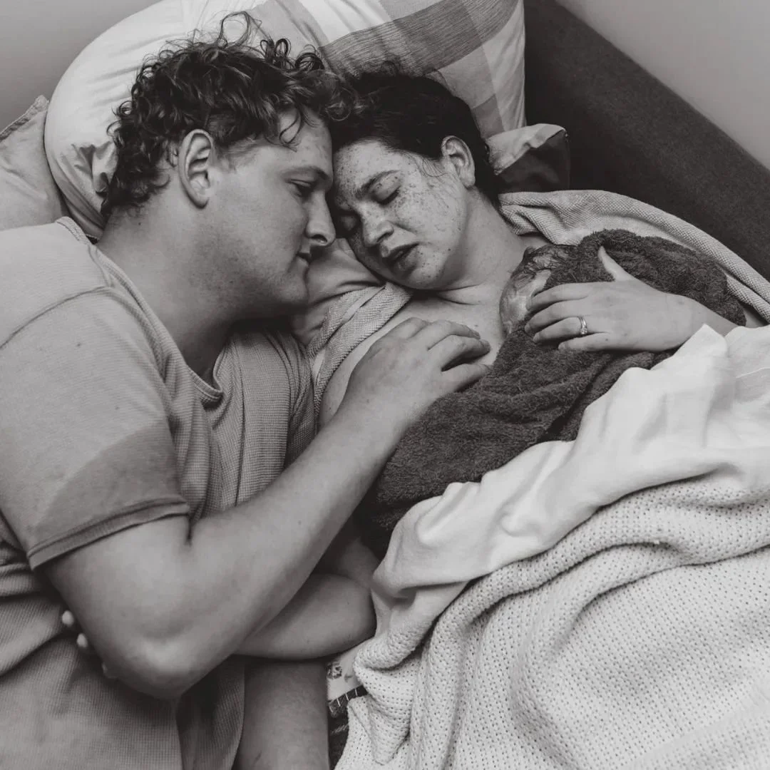A little look at the birth of Laurel ✨ Magic ✨ 
.
.
.
.
.
.
.
.
.
.
.
.
#sydneybirthphotographer #sydneybirthphotography #birth #birthphotography #homebirth #birthworker