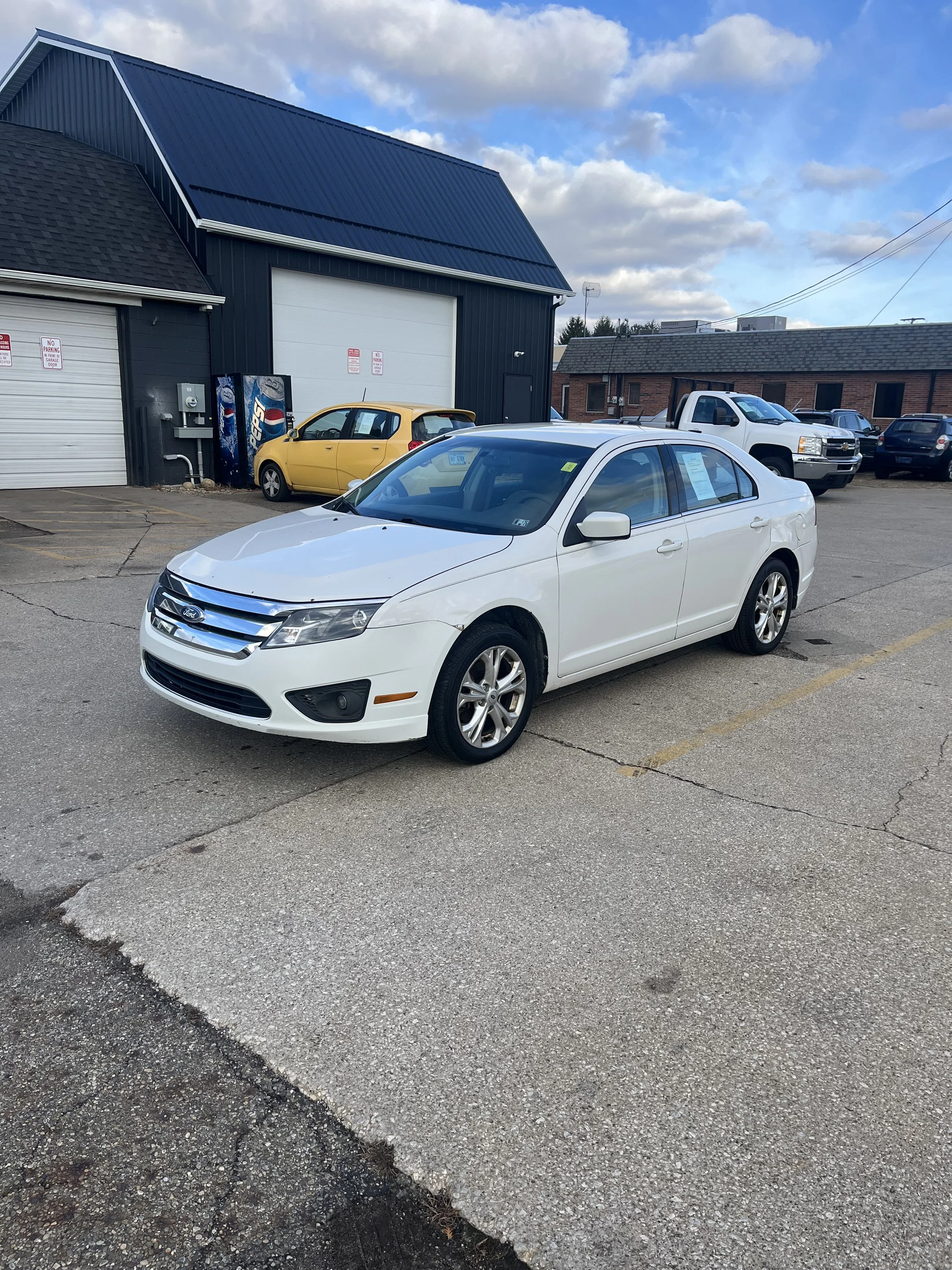 2012 Ford Fusion SE's photo