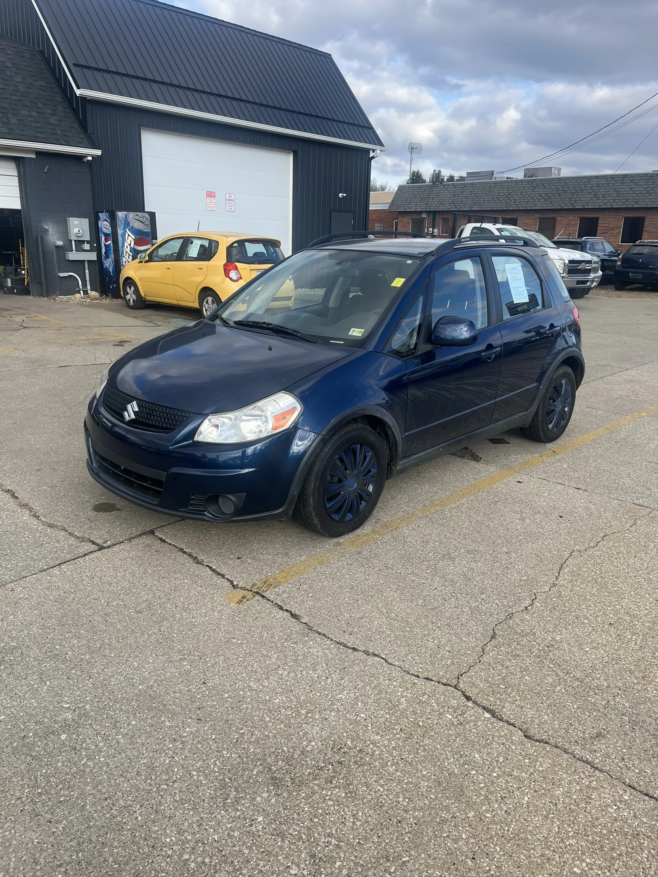 2010 Suzuki SX4 Crossover Base's photo