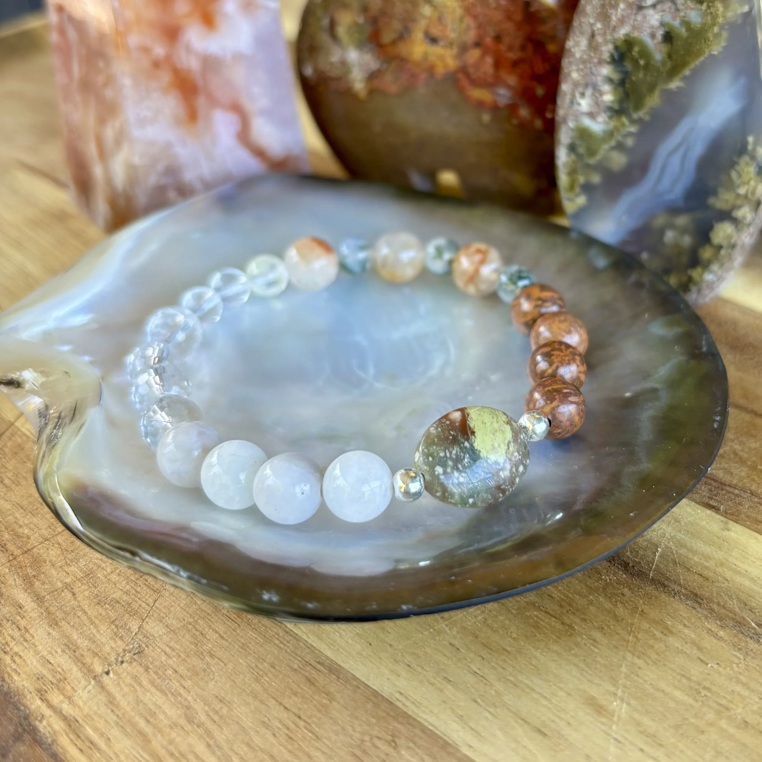 Scenic Scenic Moss-Inspired Premium Bracelet