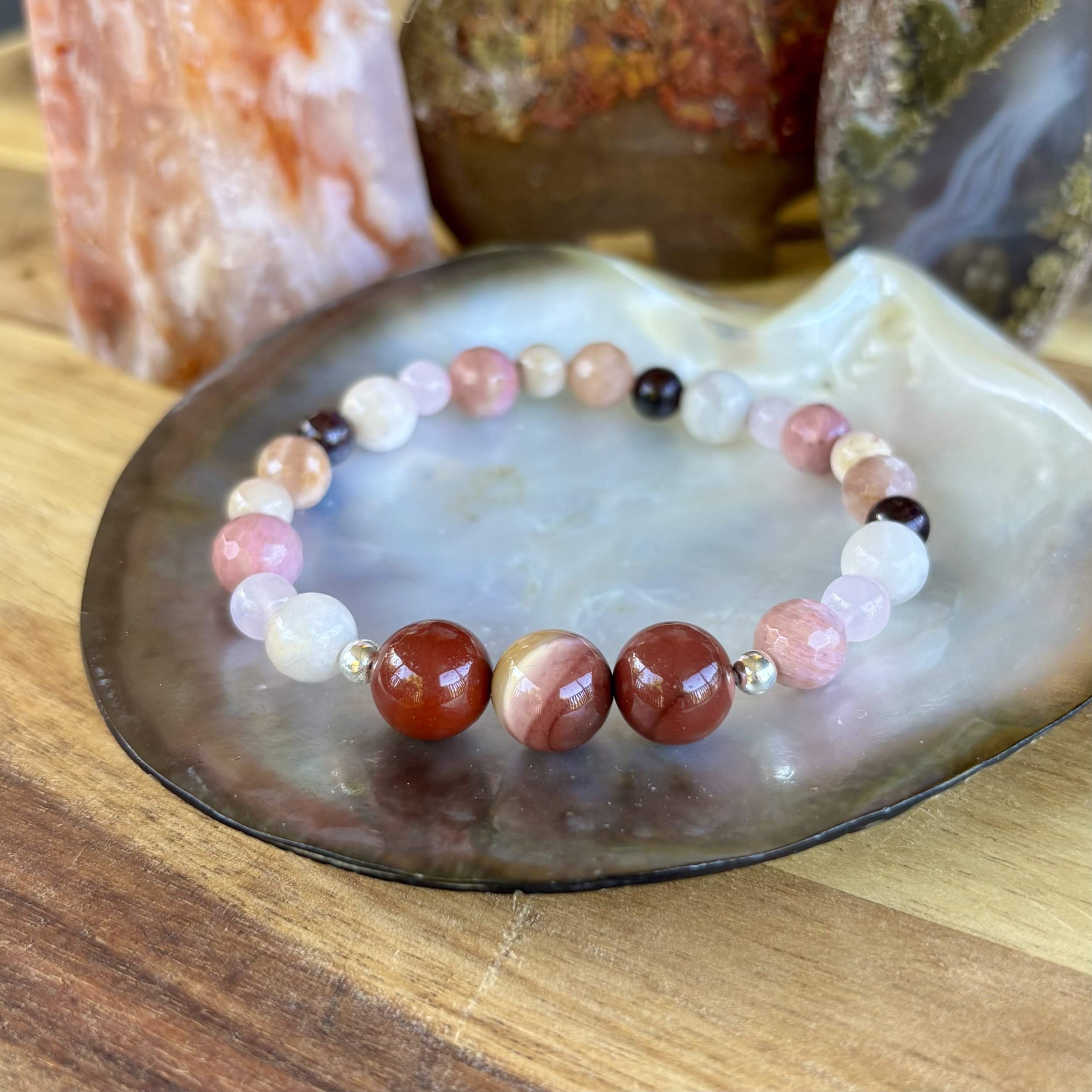 Scenic Crazy Lace-Inspired Bracelet