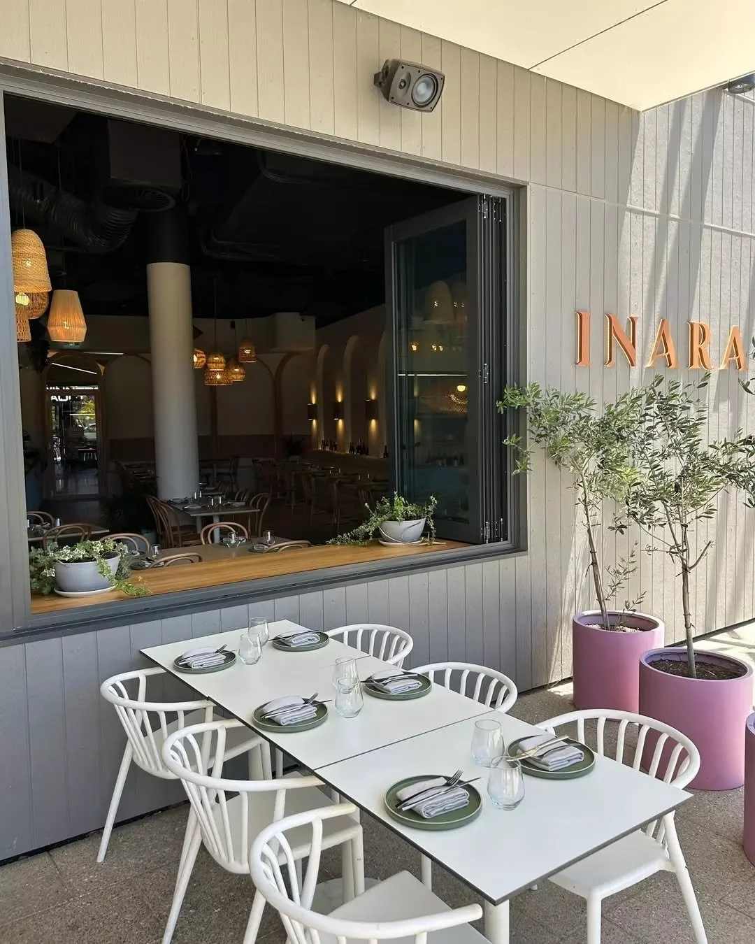 A table in the shade. Warm sea breeze. Delicious aromas from the grill. Linen napkins and a refreshing cocktail.

Send it to the group chat ~ it's time for lunch at INARA 🥂

📸 @secondnaturemktg we hope you had a lovely family lunch!