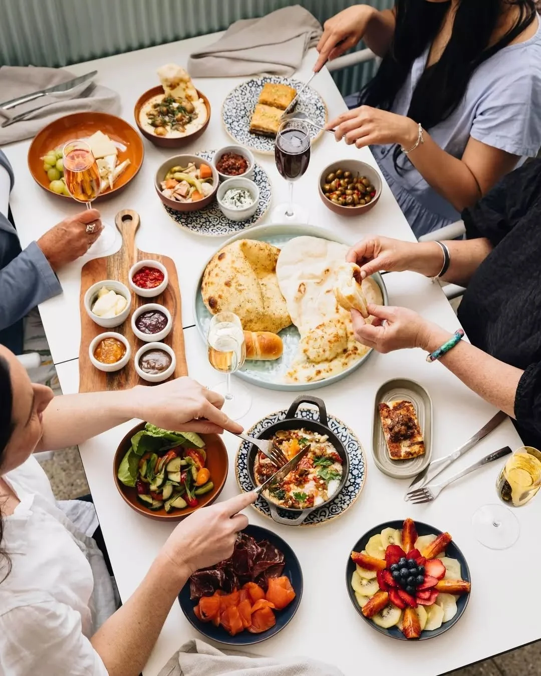 Sunday Brunch is coming back soon! 🍴🥂
Start the day in delectable style with an extensive new menu of middle eastern brunch favourites including share plates, dishes to enjoy solo and refreshing spritzes. 

Sunday Brunch starts 9am - 2pm Sunday 12 