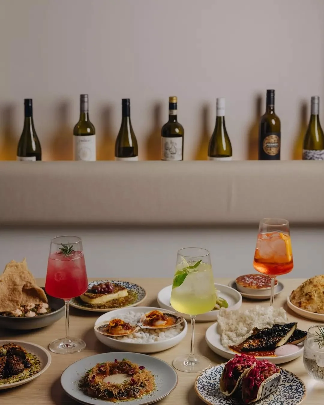 If your table doesn&rsquo;t look like this&hellip; you&rsquo;re doing it wrong ✨
At INARA, it&rsquo;s all about variety, flavour, and rediscovering traditional Levantine dishes.

Gather your crew and come hungry.