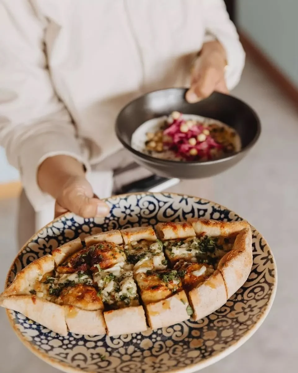 Do you love a sweet-salty combination? This is for you...

Pide haloumi, keseri, mint, wildflower honey. Savoury, with a fragrant honey hit. 

It's true love 🥰