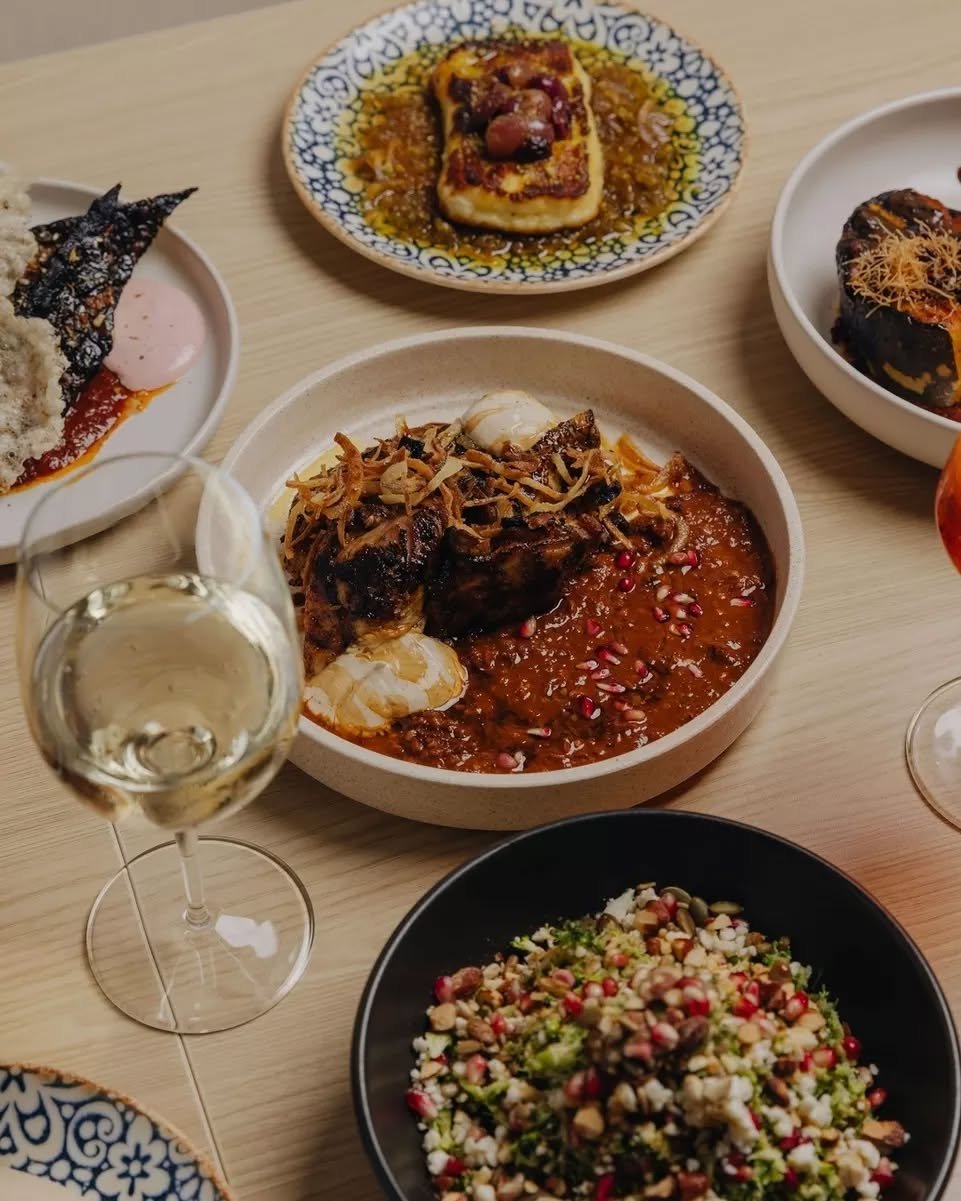 Some nights call for precision. Others call for surprise.

A la carte if you know exactly what you're after. INARA Set or Feast if you'd rather sit back and let the kitchen take the lead, with delicious dishes you may not have picked otherwise.

Howe