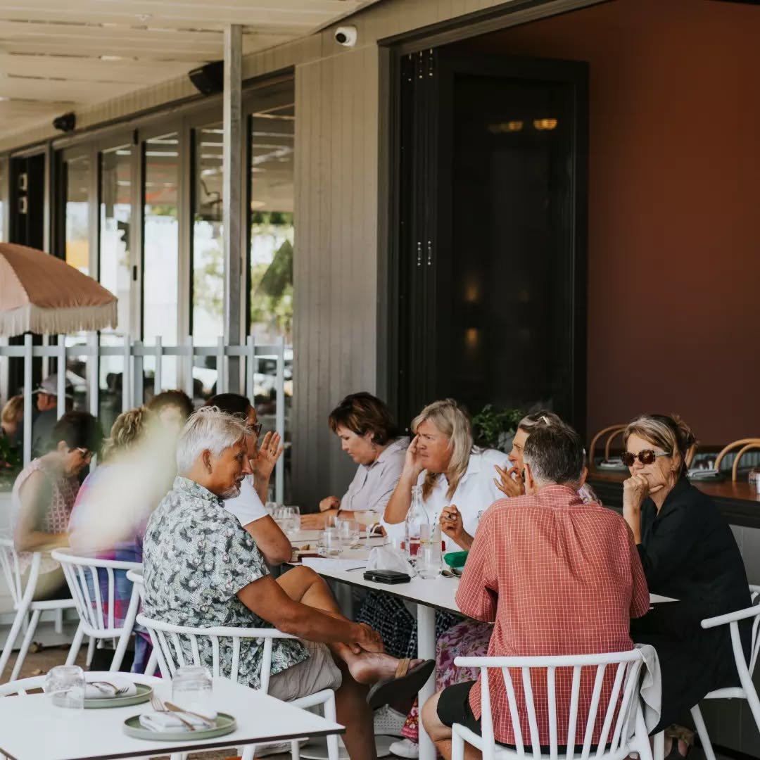 Finally, the alfresco area is being enjoyed again!
Lunch in warm sunshine and fresh air? Select an outdoor table when you book online, and we'll prepare a nice spot for you. 

Well behaved dogs are also welcome outdoors at lunch time ❤️🐶