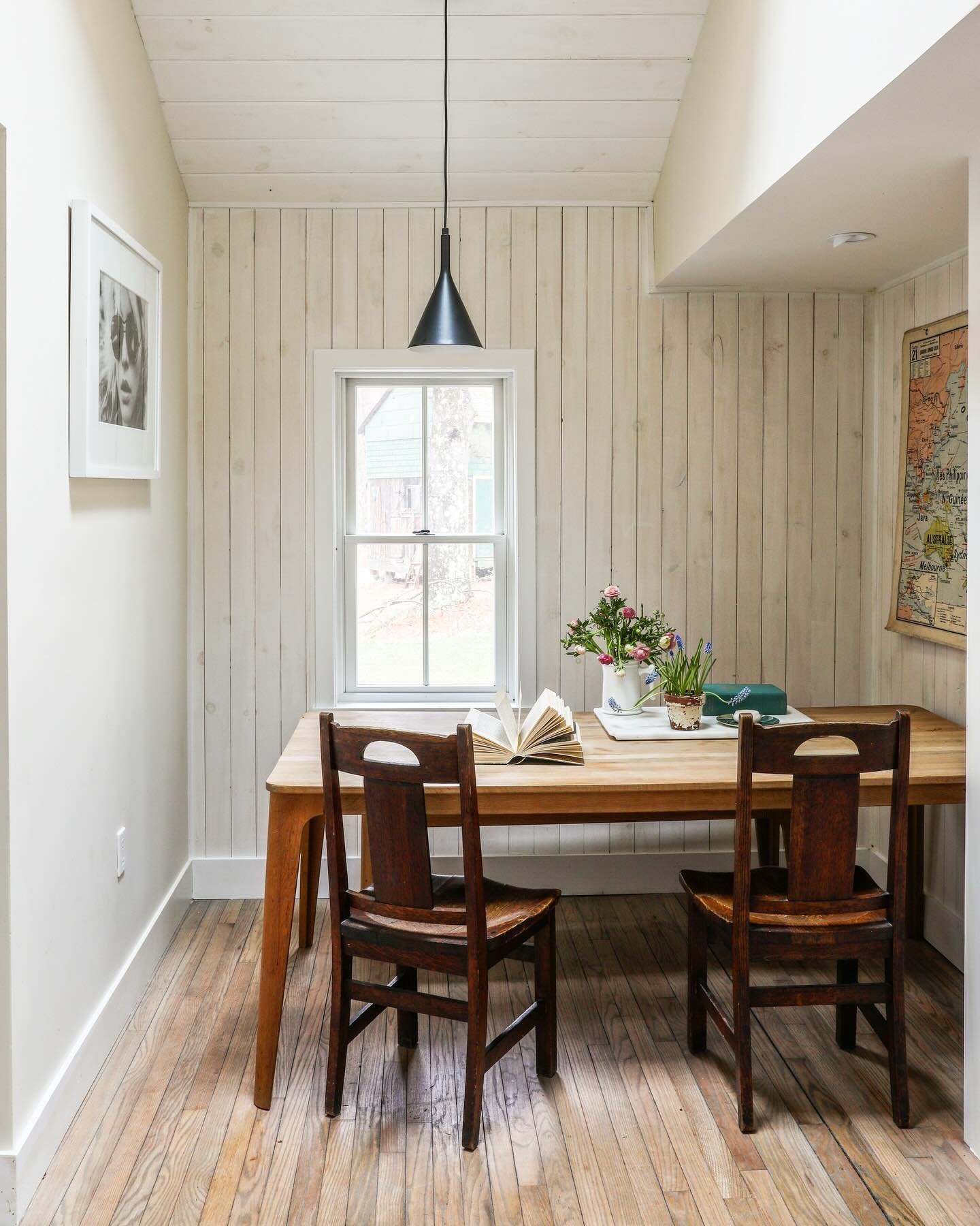 Cute as a button and priced under $500k! 🌸 Welcome to Wildflower Cottage

An Exclusive Listing by @ThisOldHudson 

A charming hideaway nestled in the woods of upstate New York. This modernized interpretation of a traditional New England bungalow has