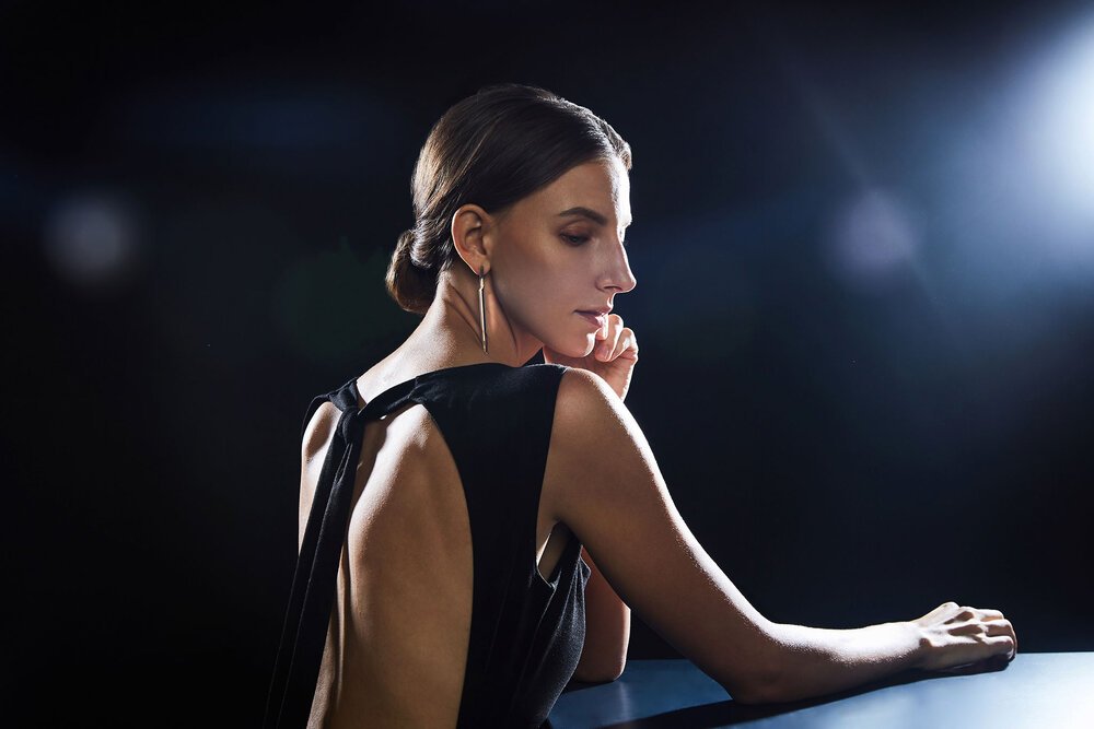Dramatic-Backlighting-Studio-Photography.jpg