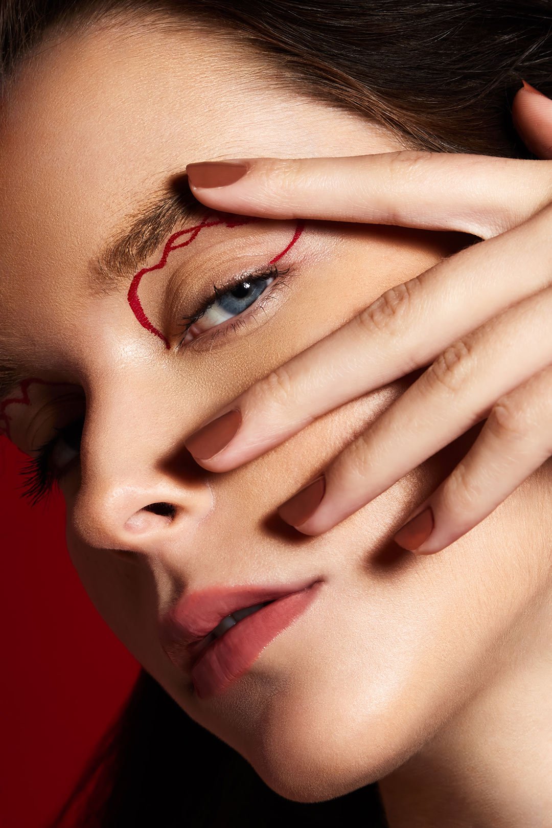 red-beauty-make-up-editorial-photographer-singapore.jpg