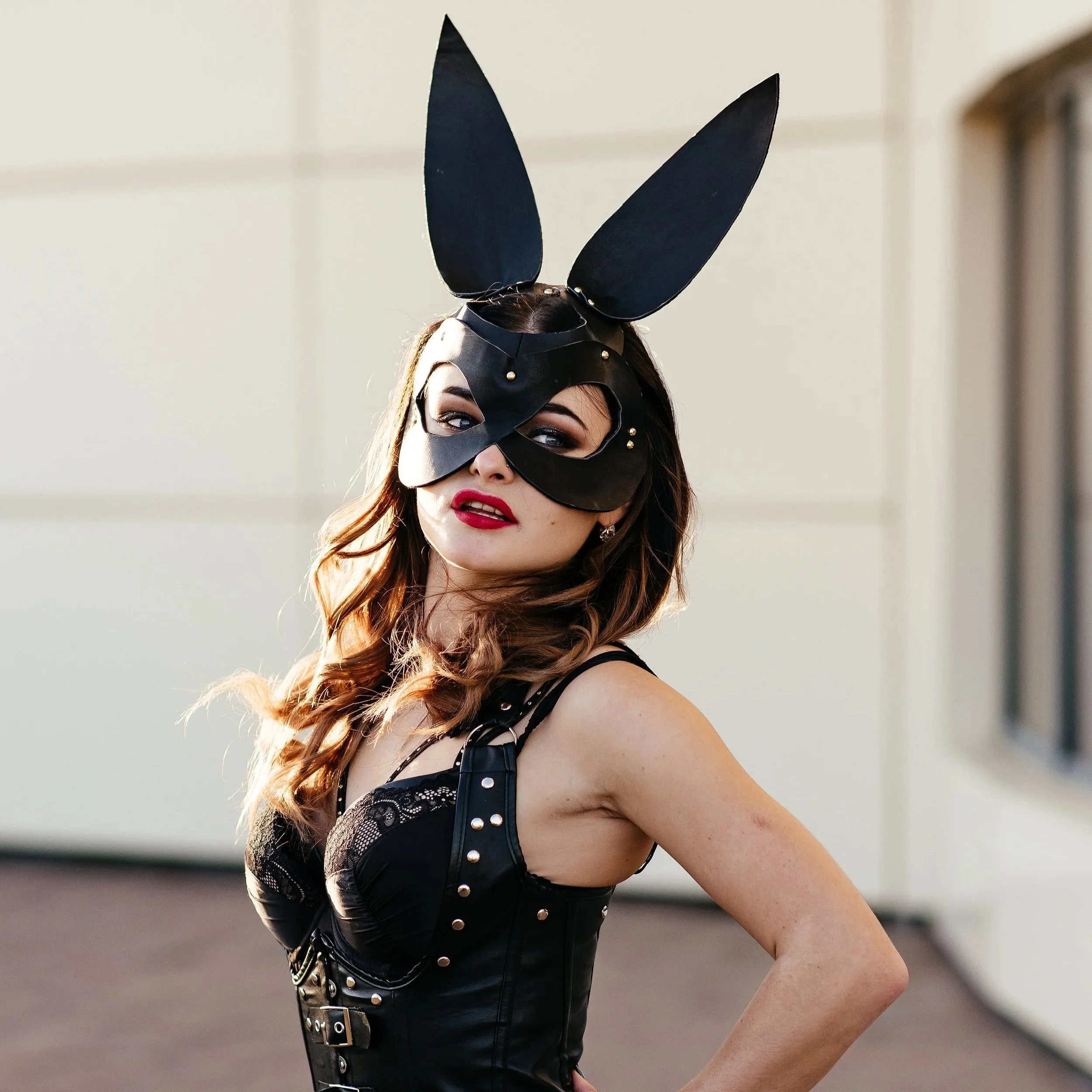 Hire Burlesque Performers Sydney | High-End Adult Shows