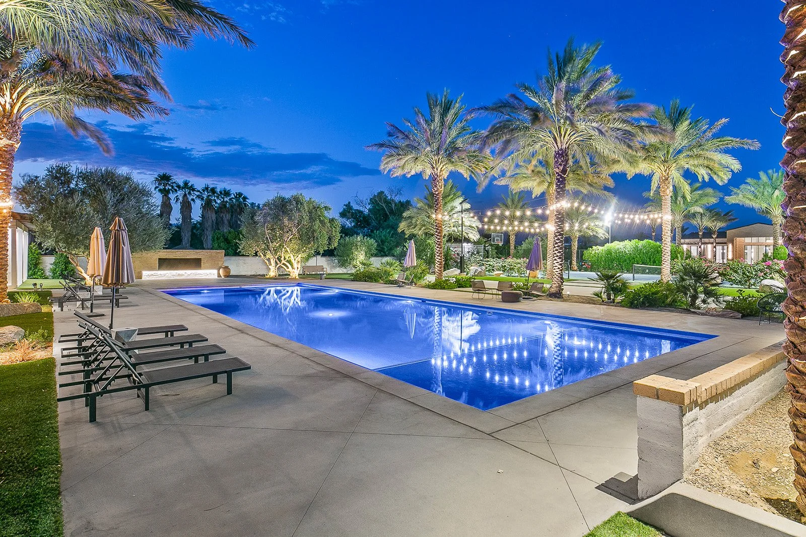 25 POOL MLS.jpg