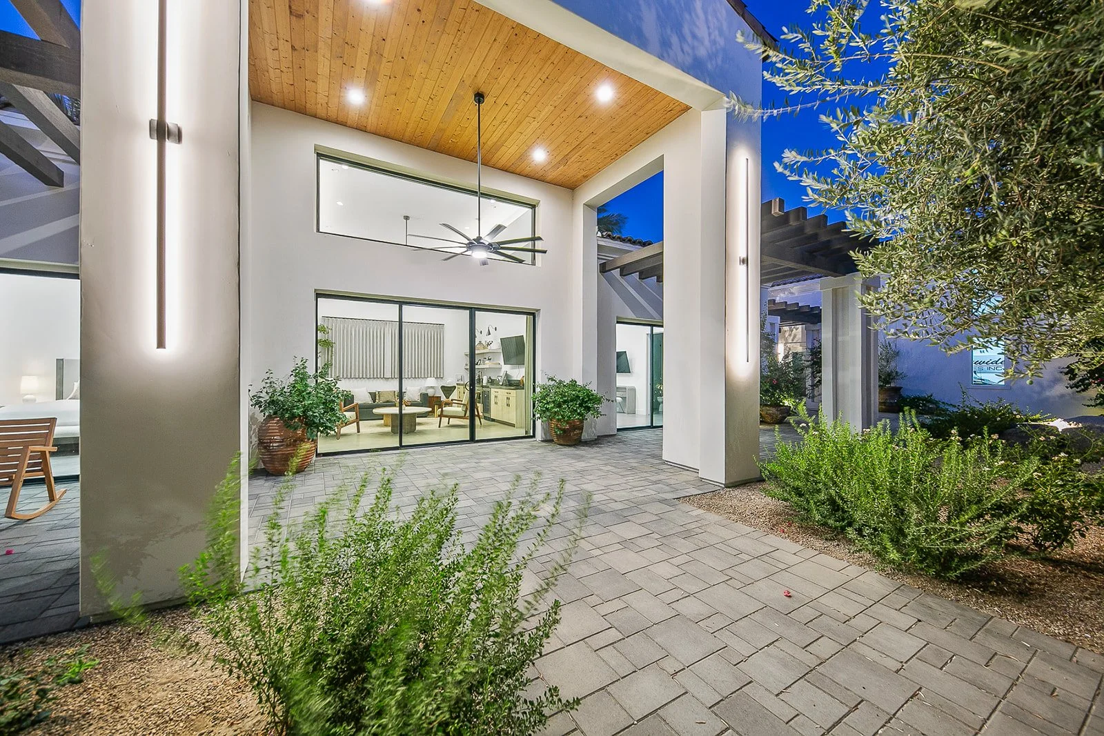 16 CASITA MLS.jpg