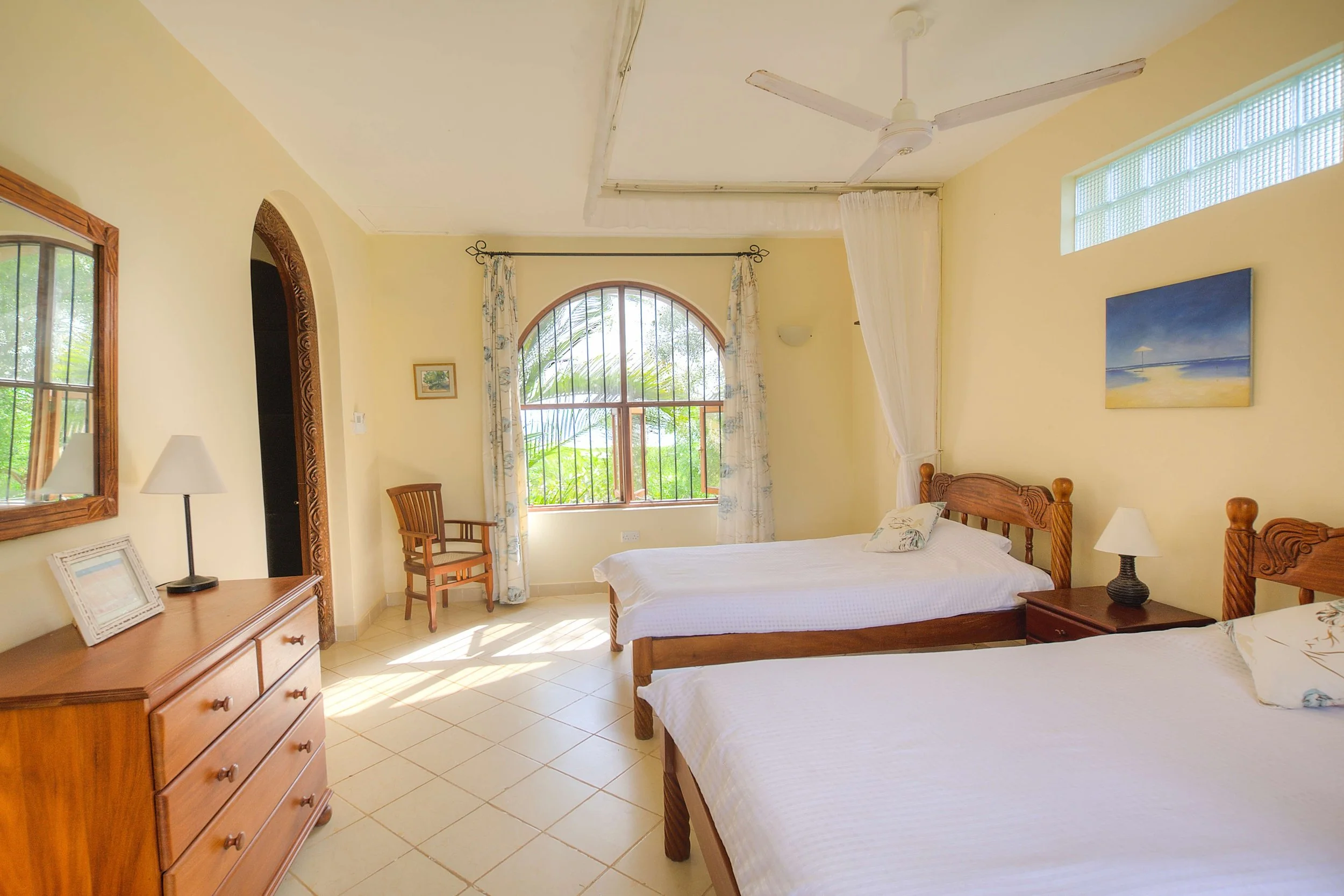 Maweni House -  Bedrooms 012.jpg