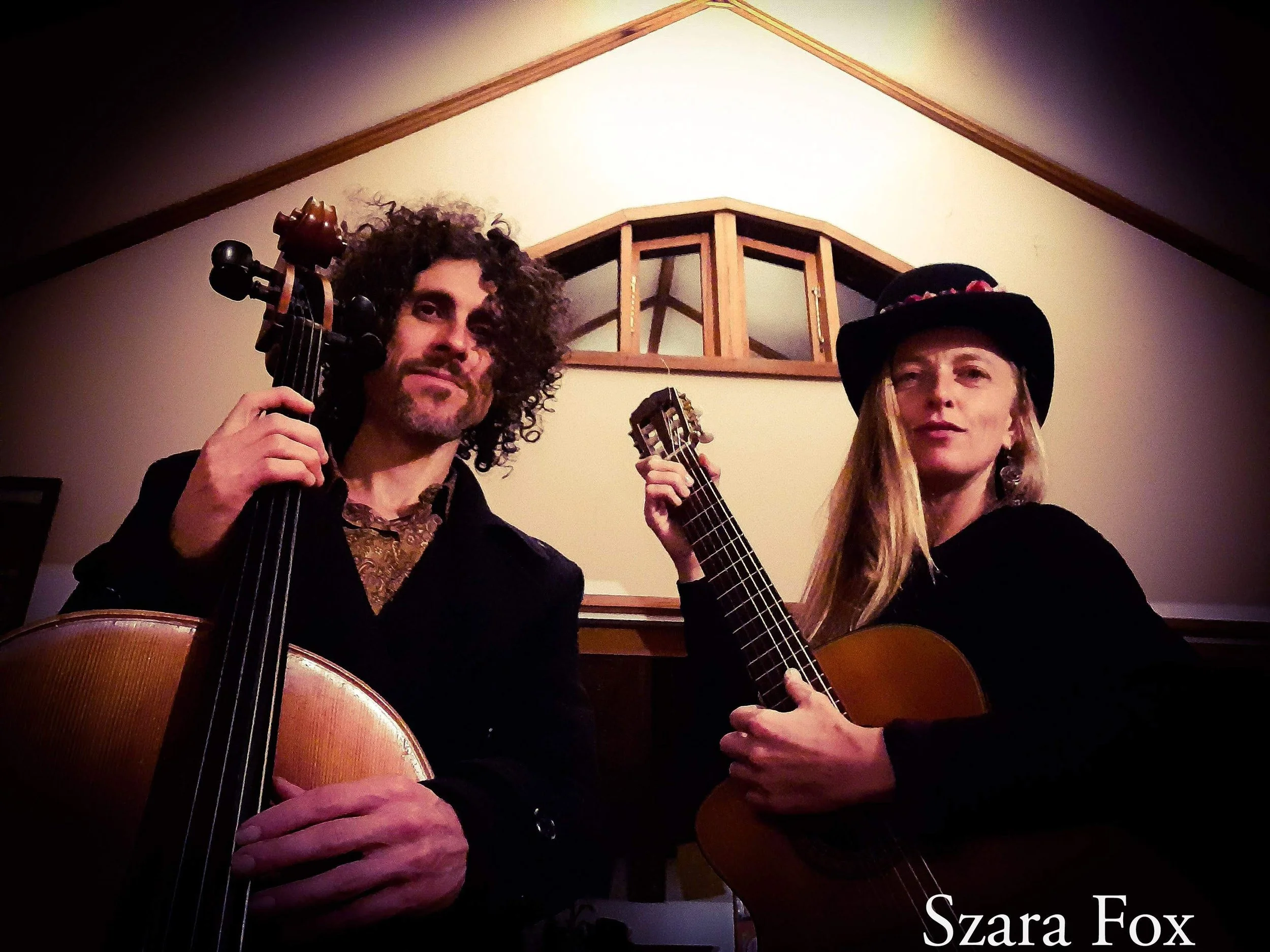 Szara Fox Duo - Michael.jpg