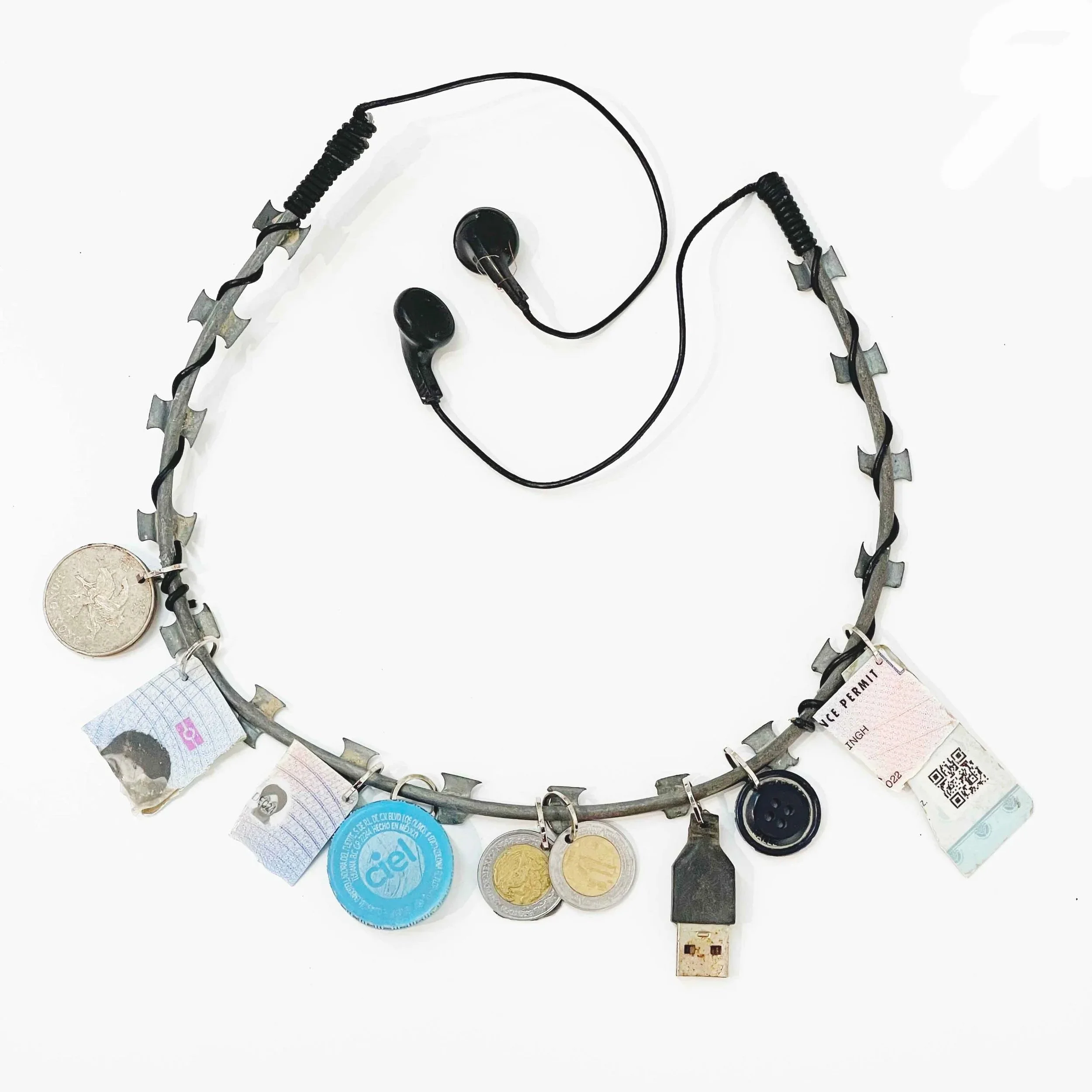 BORDER CHARM NECKLACE - 2024