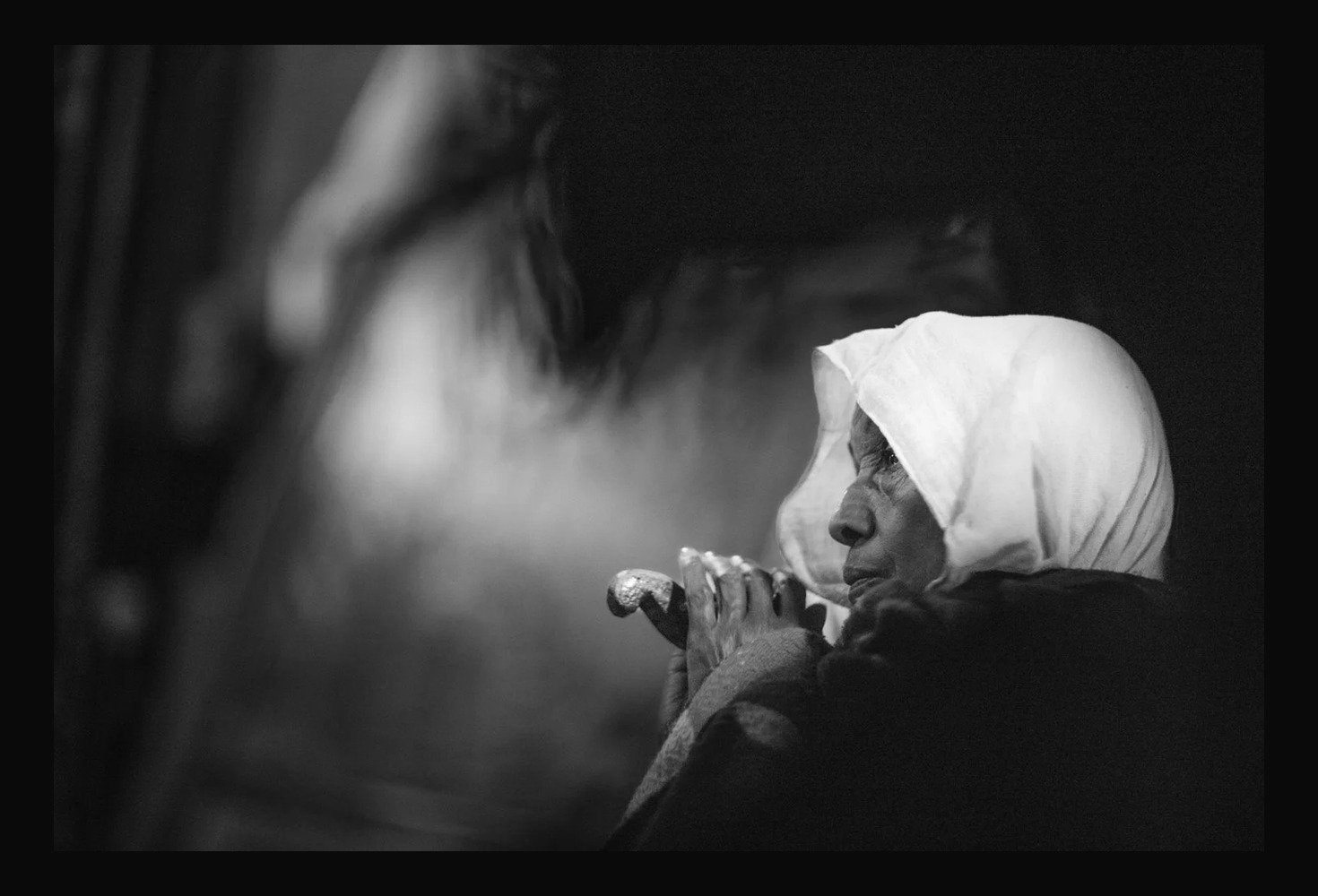 presence_11_woman_praying_smoke.jpg