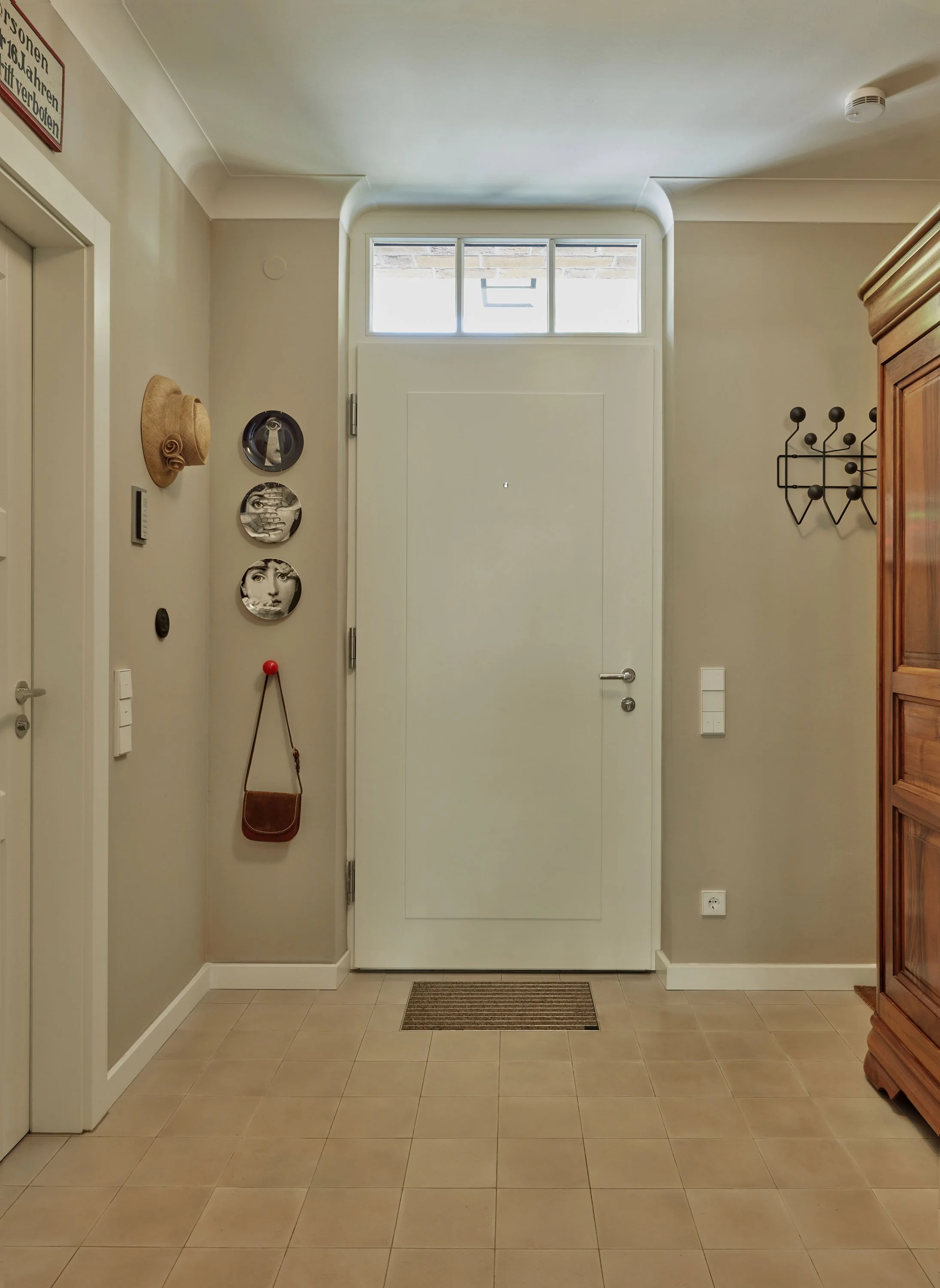 16 Berlin Nikolassee Stuhlemmer.jpg