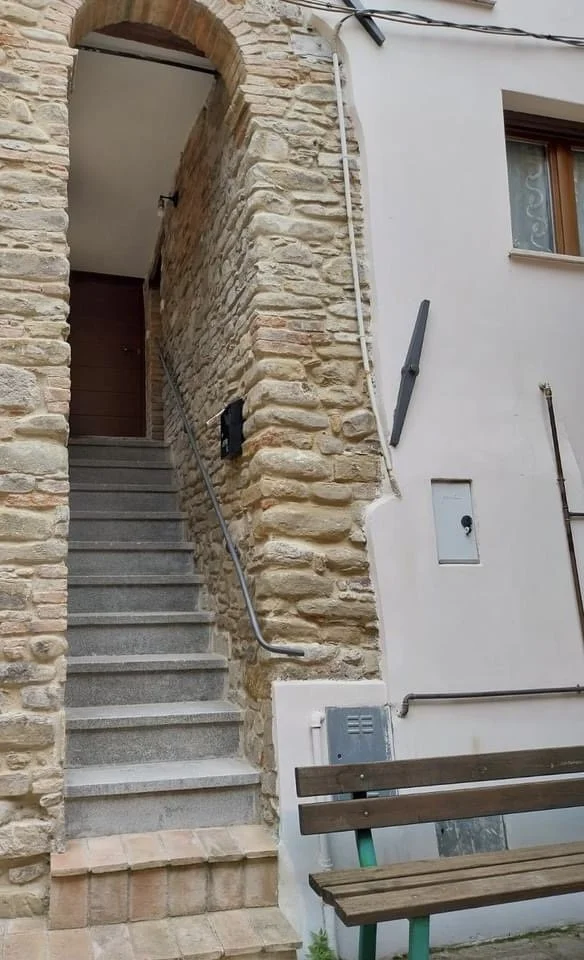 Bisenti architecture