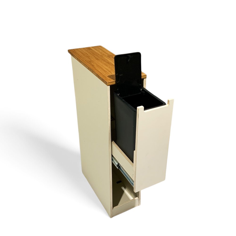 cm-campermodule-staumodul-nischenmodul-k7-frontansicht-schublade-offen-muelleimer-offen-sand-1000x1000.jpg