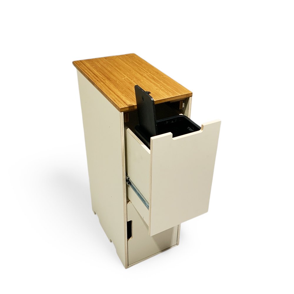 cm-campermodule-staumodul-k6-frontansicht-offen-schublade-muelleimer-sand-1000x1000.jpg