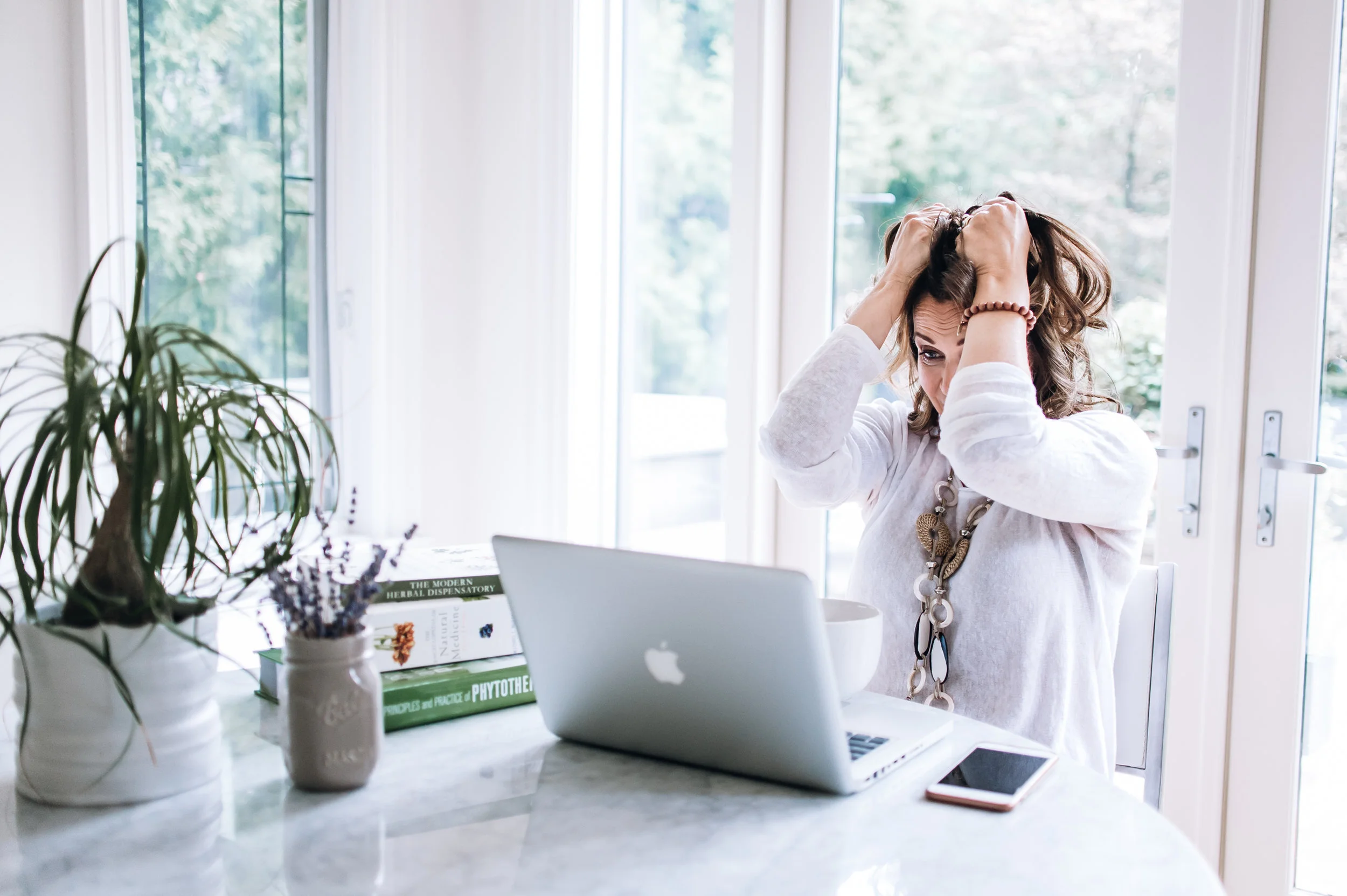 How to naturally reduce your stress hormones?