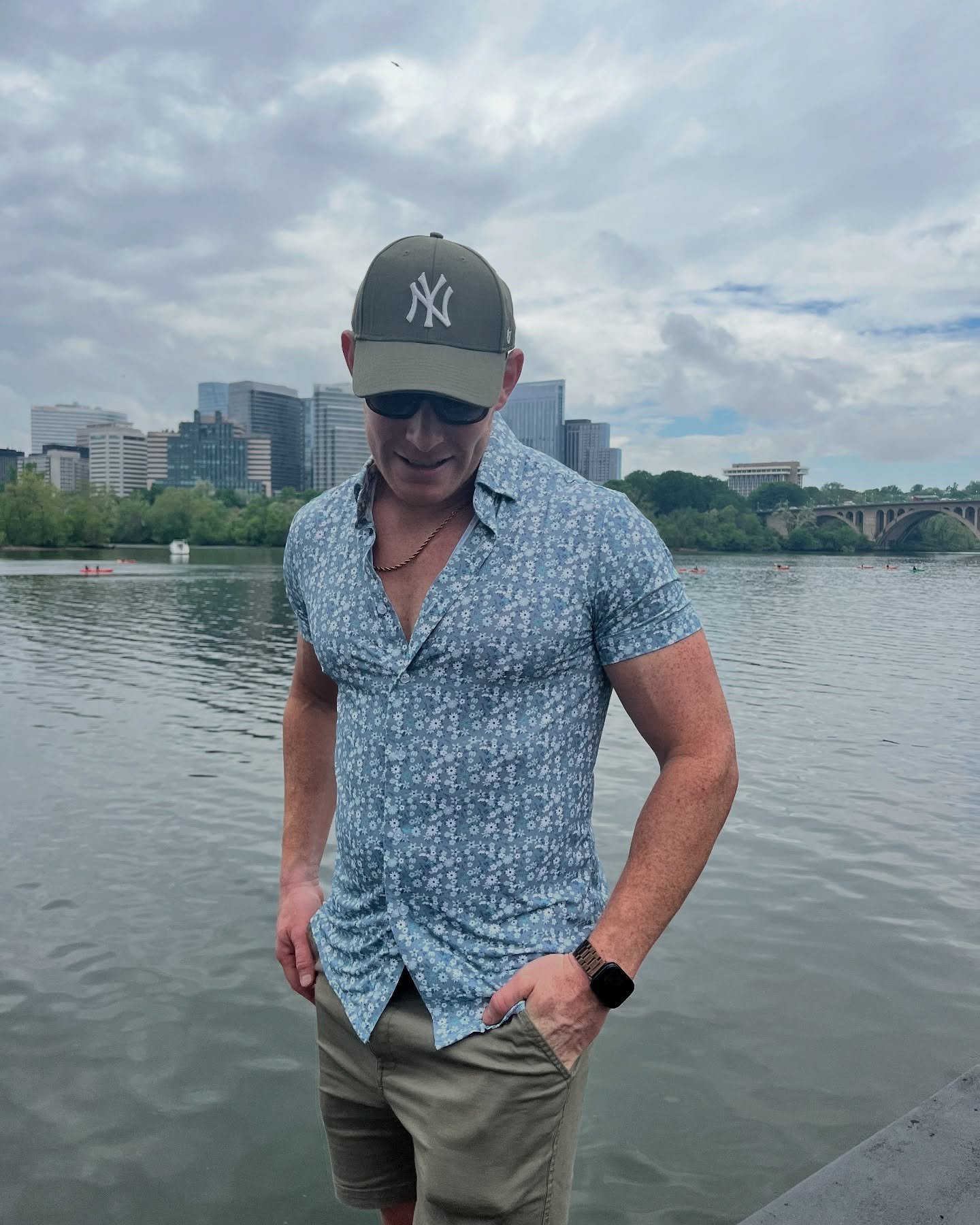 Snuck in some sightseeing between shows this weekend in DC. Lucky to do what I love in places this iconic! 
.
.
.
.
#MattGoreMagic #ProfessionalEntertainer #ComedyMagician #InternationalArtist #TravelingMagician #TheGingerNinja