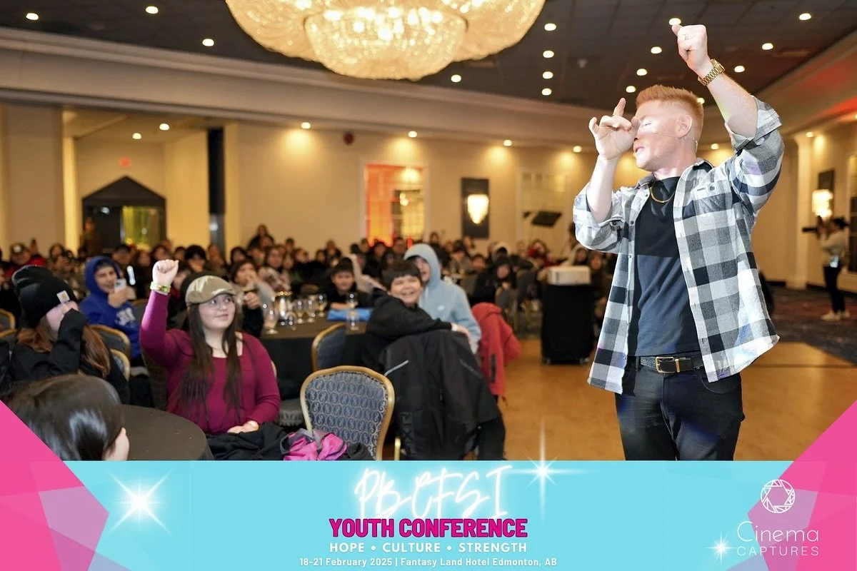 It was an absolute privilege to return to the 𝗣𝗲𝘁𝗲𝗿 𝗕𝗮𝗹𝗹𝗮𝗻𝘁𝘆𝗻𝗲 𝗖𝗵𝗶𝗹𝗱 &amp; 𝗙𝗮𝗺𝗶𝗹𝘆 𝗦𝗲𝗿𝘃𝗶𝗰𝗲𝘀 𝗬𝗼𝘂𝘁𝗵 𝗖𝗼𝗻𝗳𝗲𝗿𝗲𝗻𝗰𝗲 at the Fantasyland Hotel this year. 

I had the chance to share my story&mdash;about overcomi