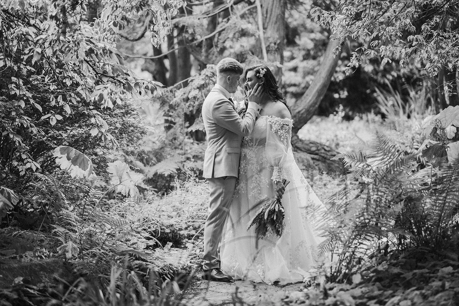 Ellie & Yanie 01.09.24_previews-23_websize.jpeg