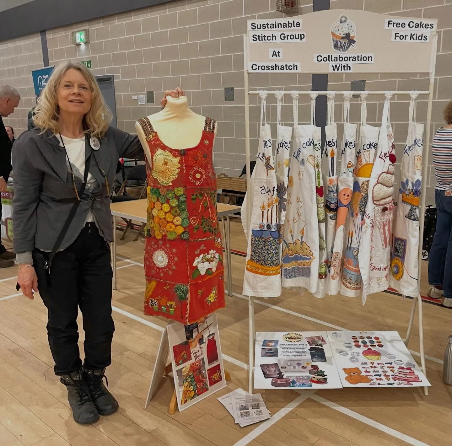 So great to be part of this wonderful Health and Wellbeing Event! And a chance to show off the amazing hand embroidery my Sustainable Stitch group have created for @freecakesforkidsnorthwich