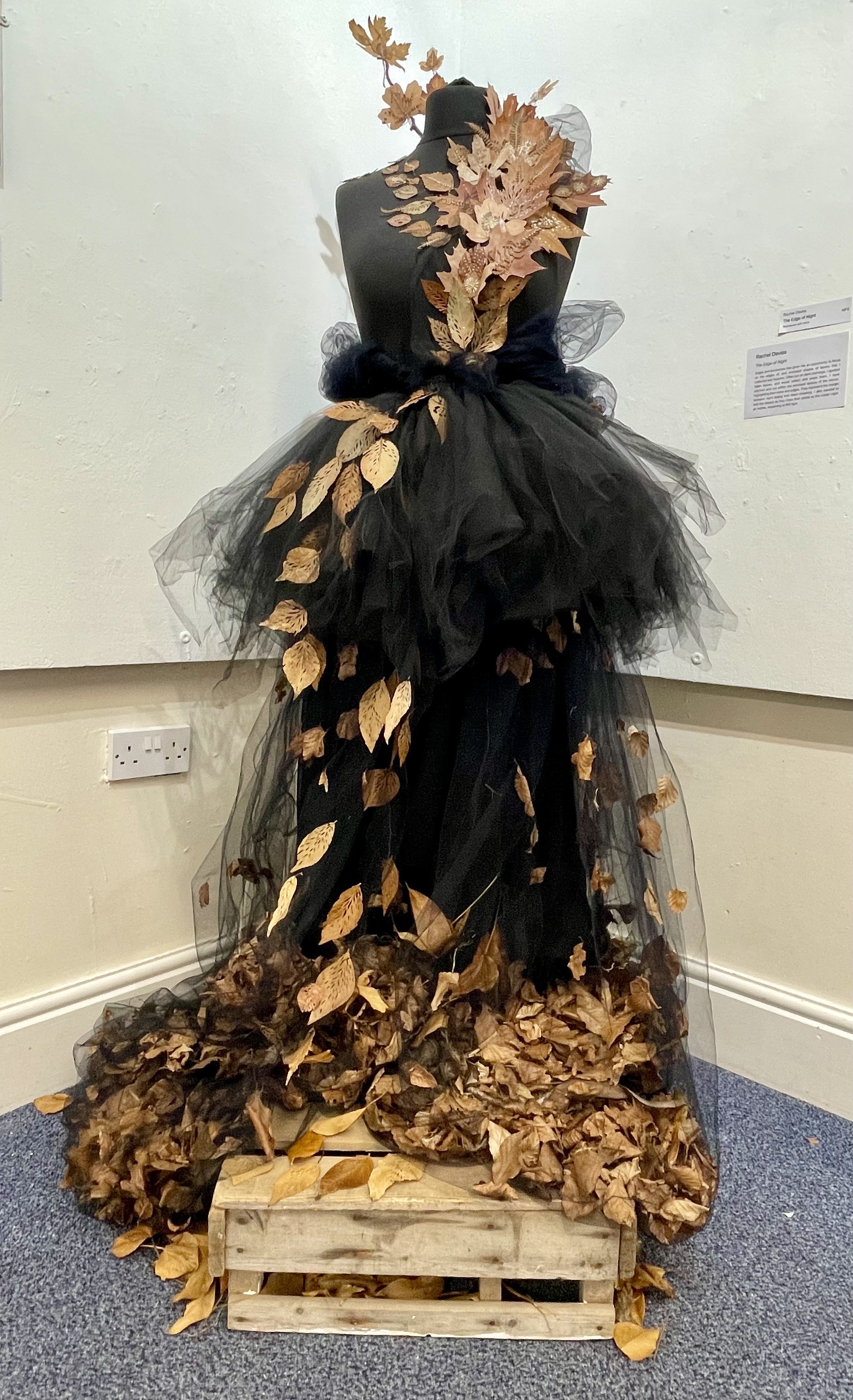 leafdress.jpeg