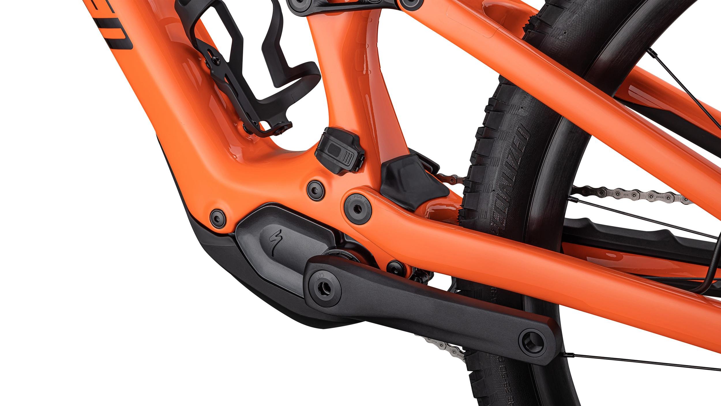 96822-52_LEVO-SL-COMP-CARBON-BLZ-BLK-SILDST_D5-MOTOR.jpeg