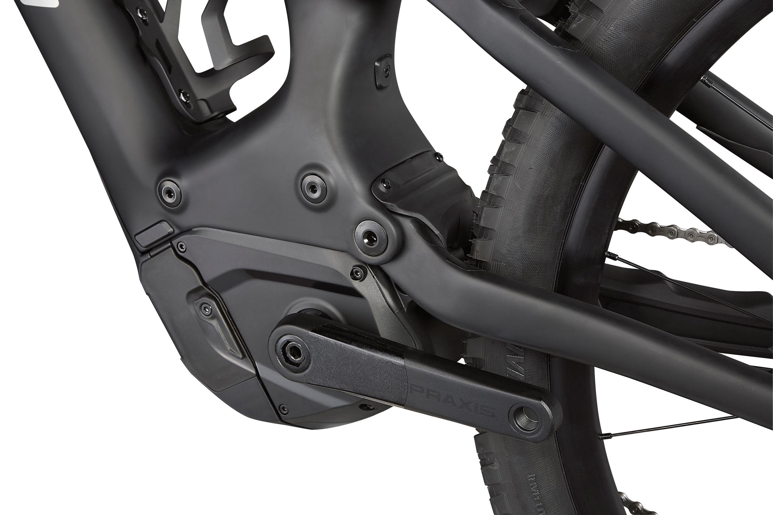 96422-50_LEVO-COMP-CARBON-BLK-LTSIL-BLK_D5-MOTOR.jpeg